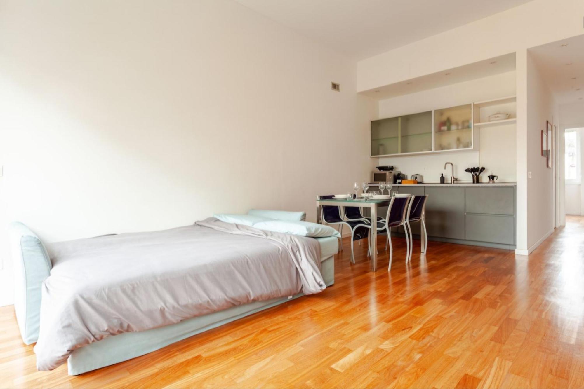 Apartment Elegante In Corso Garibaldi Milan