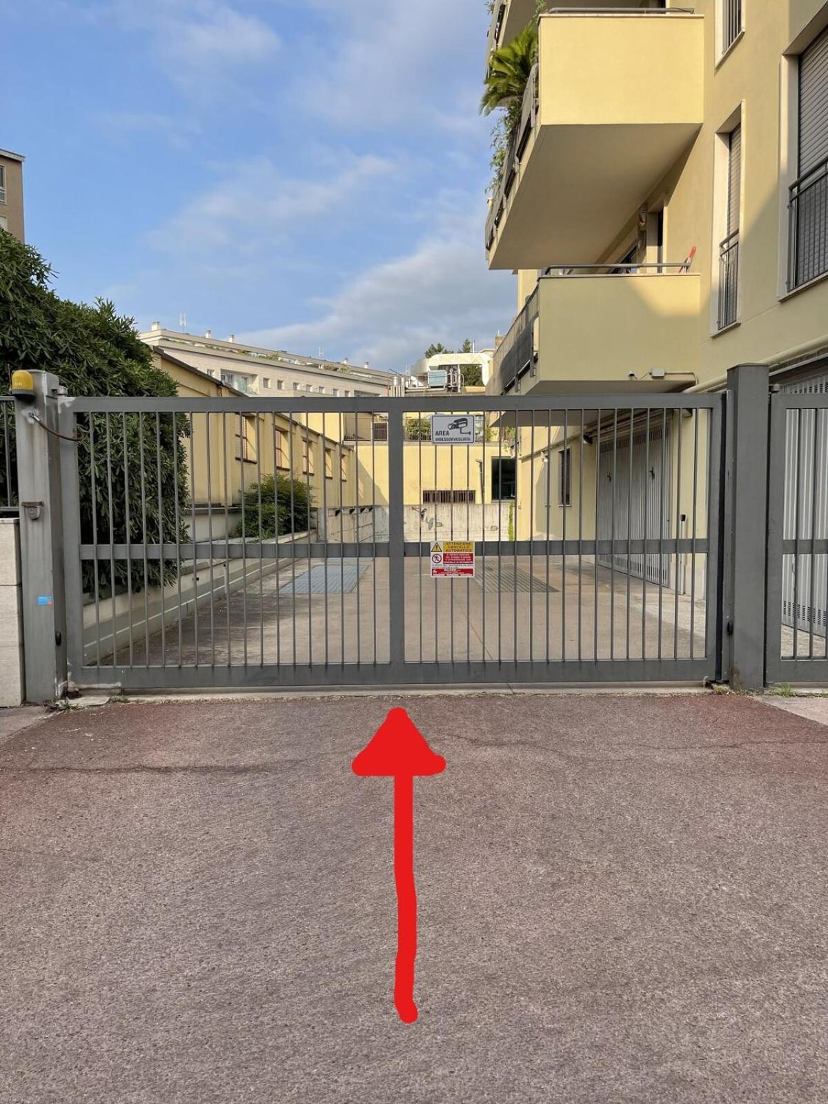 Apartment Laura S Garden - Romantic Place And Private Parking Milan