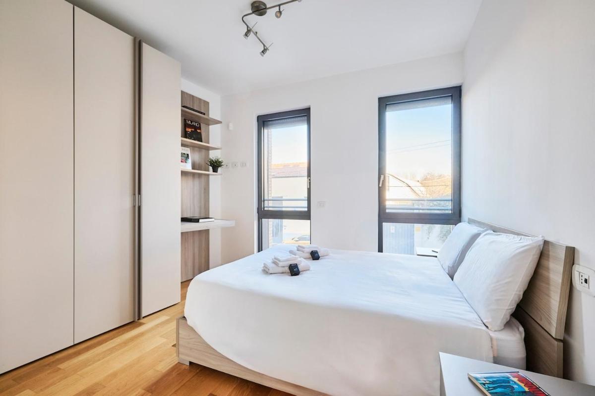Prada ,10 Min Navigli Apartment Milan