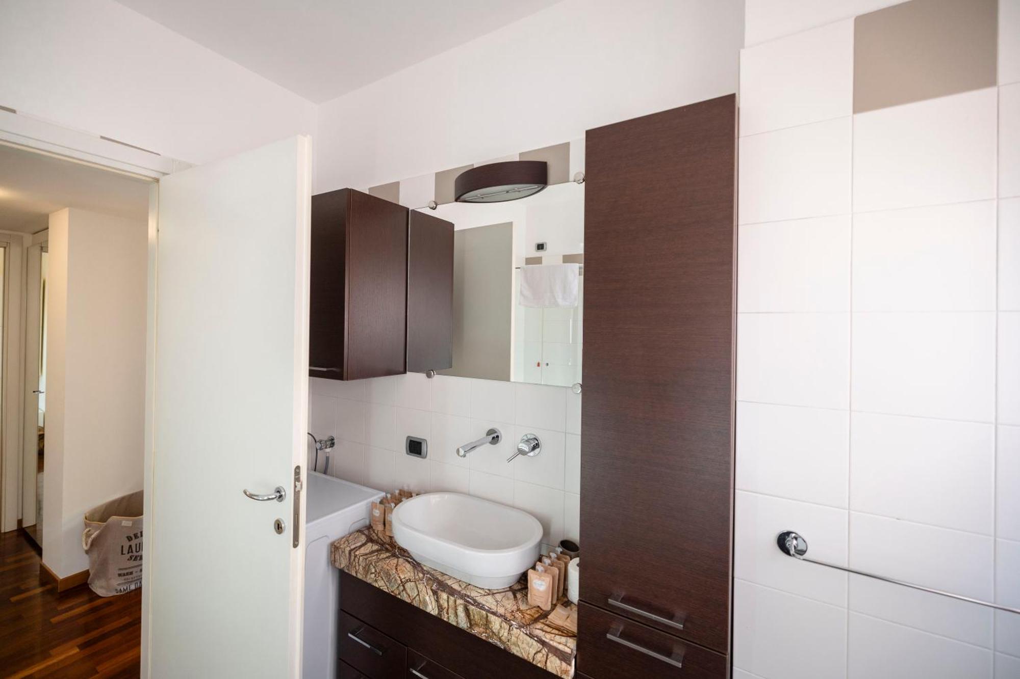 Splendido Bilocale A Due Passi Da Bicocca - M5 * Milan