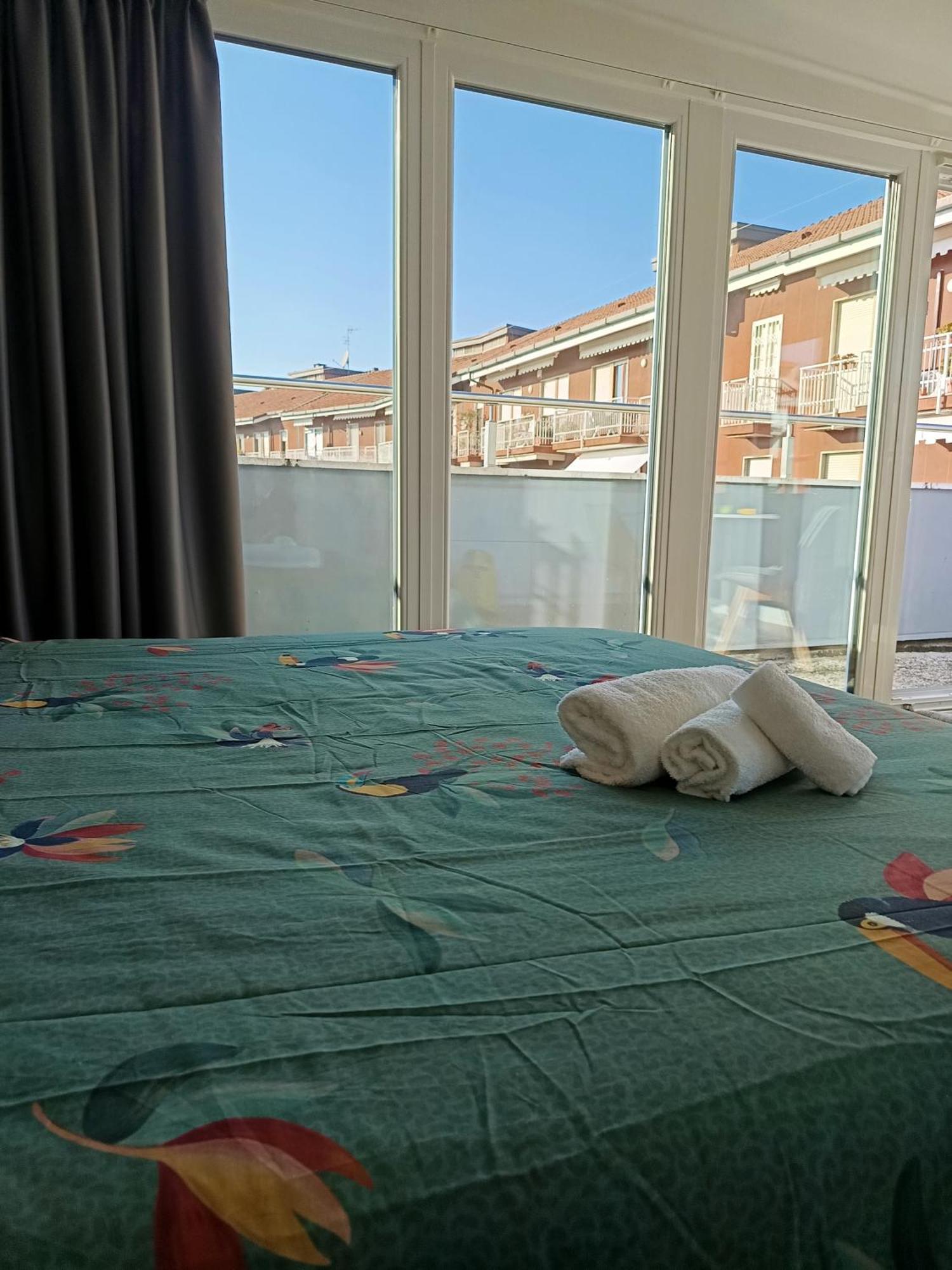 Acomodação com café da manhã  Sky View With Swimming Pool, Ac, Wifi, M2 *