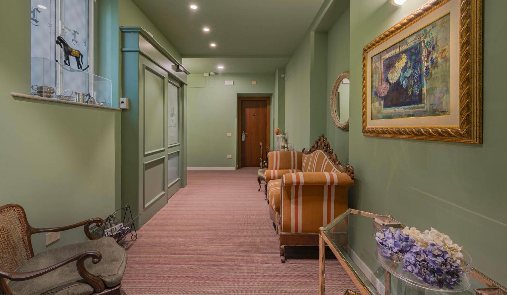 Antica Leonardo Hotel 3*
