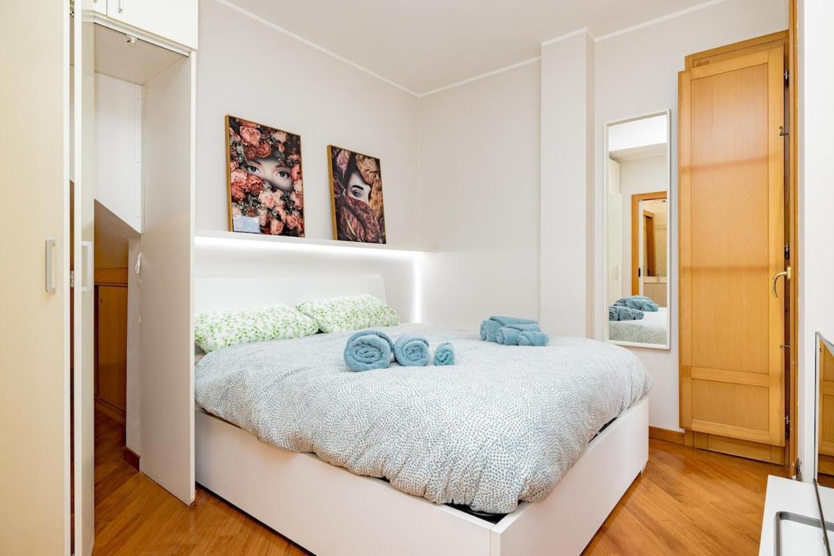 Cozy And Lovely - Center Apartment