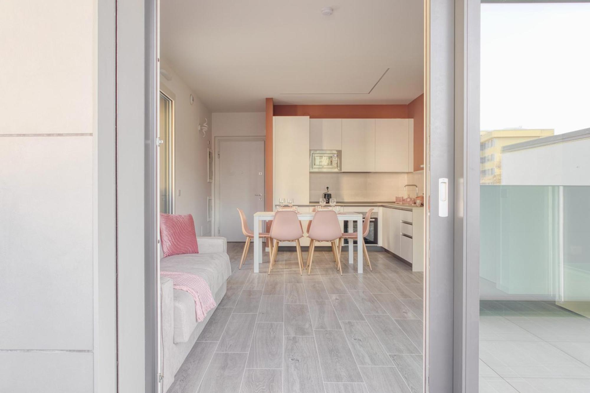 In Financial District 4 Pax Apartment Milan