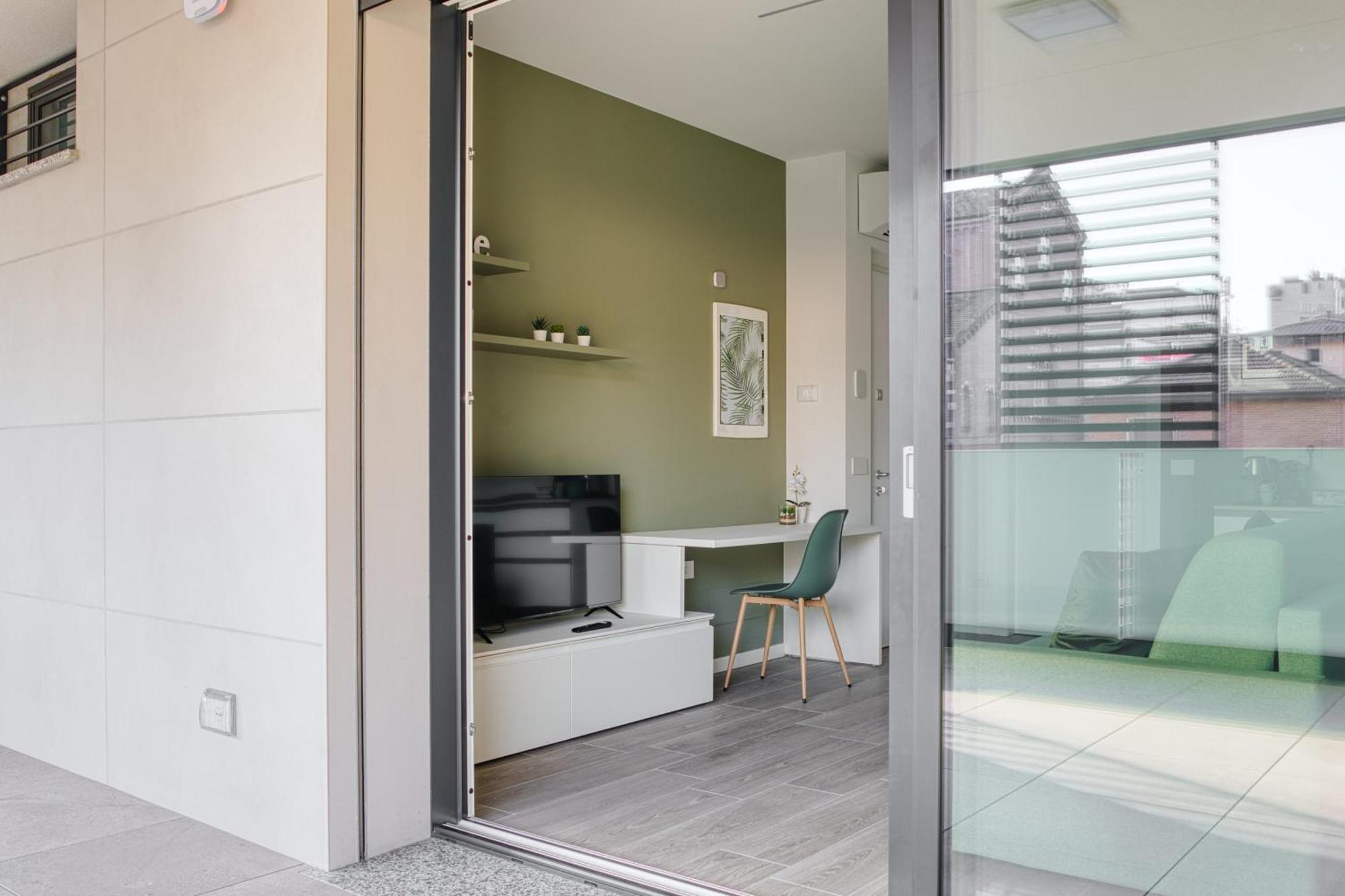 In Financial District 4 Pax Apartment