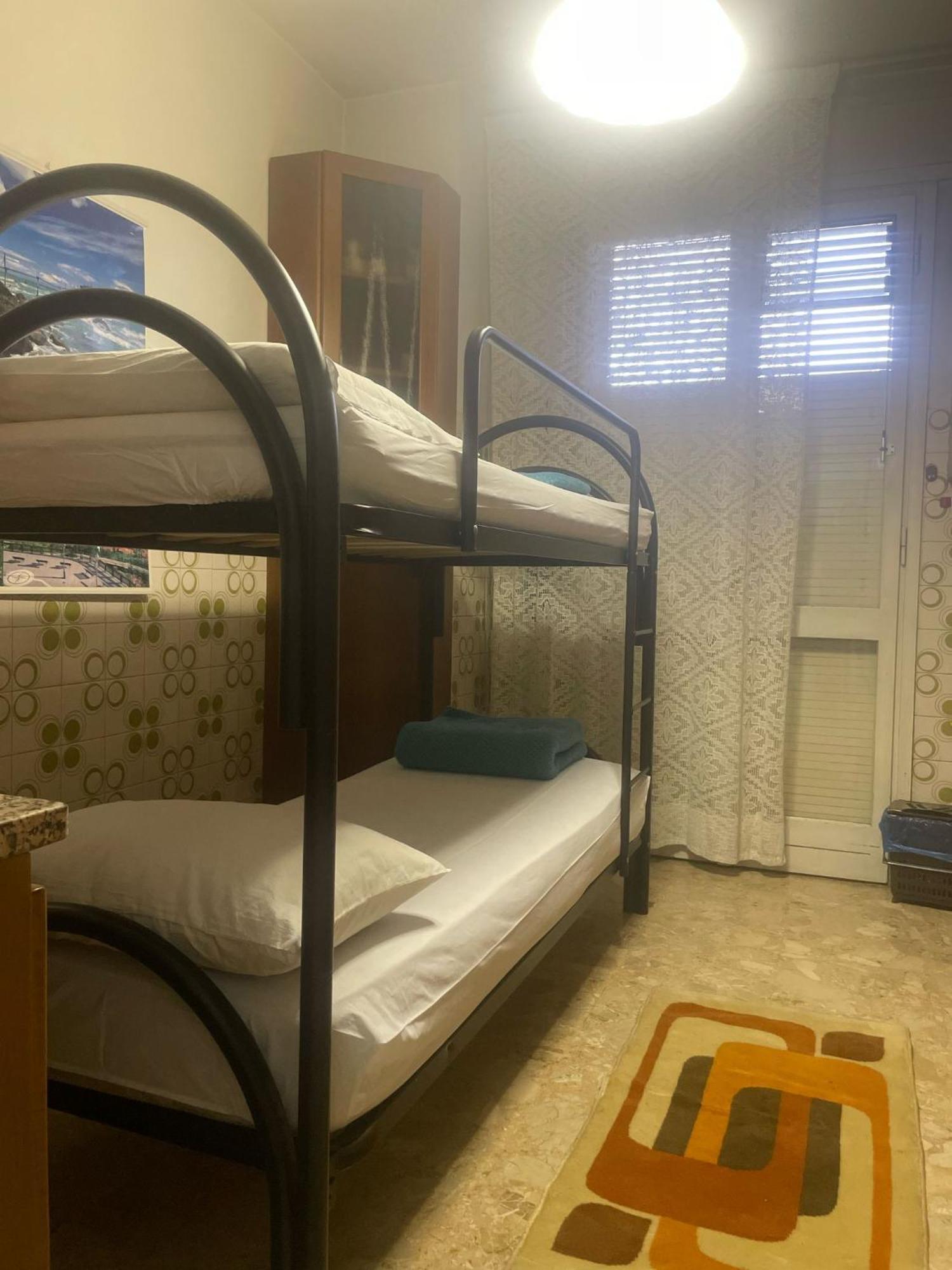 Lovehome Love hotel *