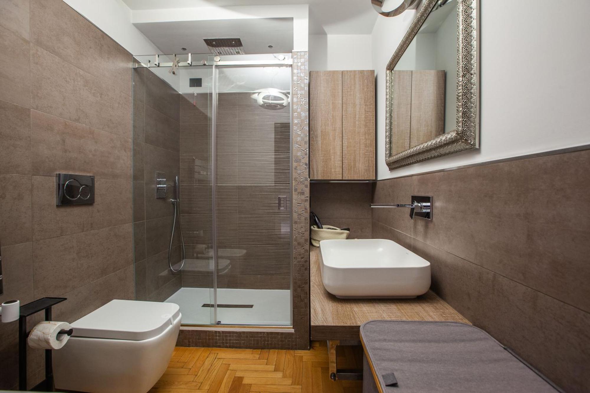 Boutique Con Cortile-design&fashion District Apartment *
