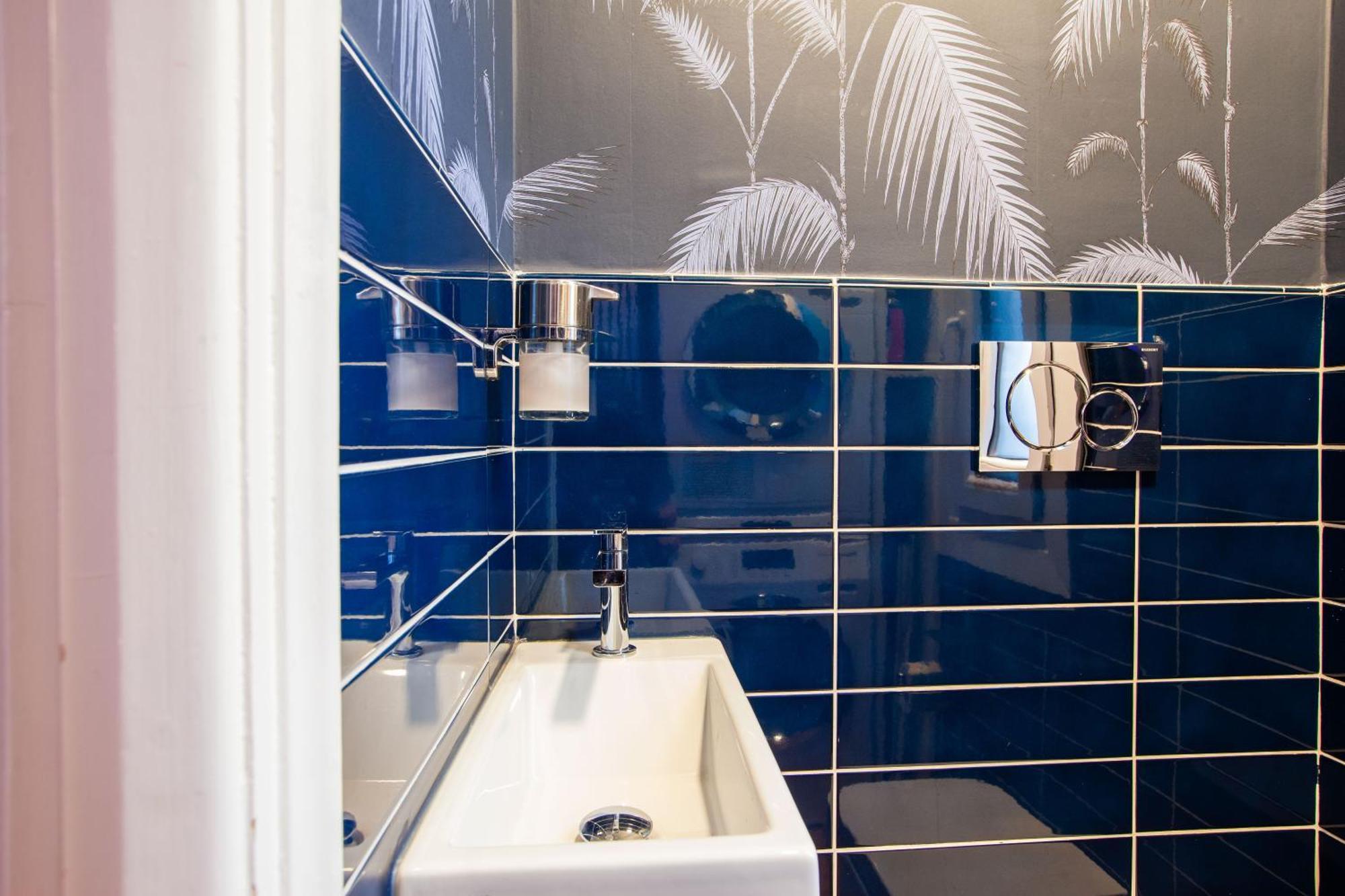 Boutique Con Cortile-design&fashion District * Milan