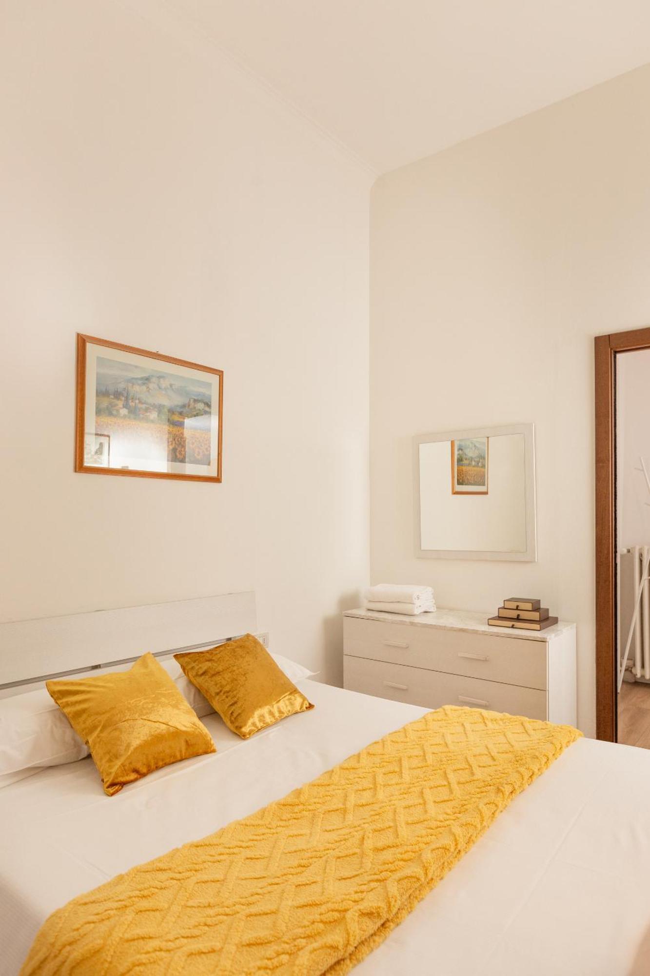 Free Parking - Retreat In Centrale * Milan