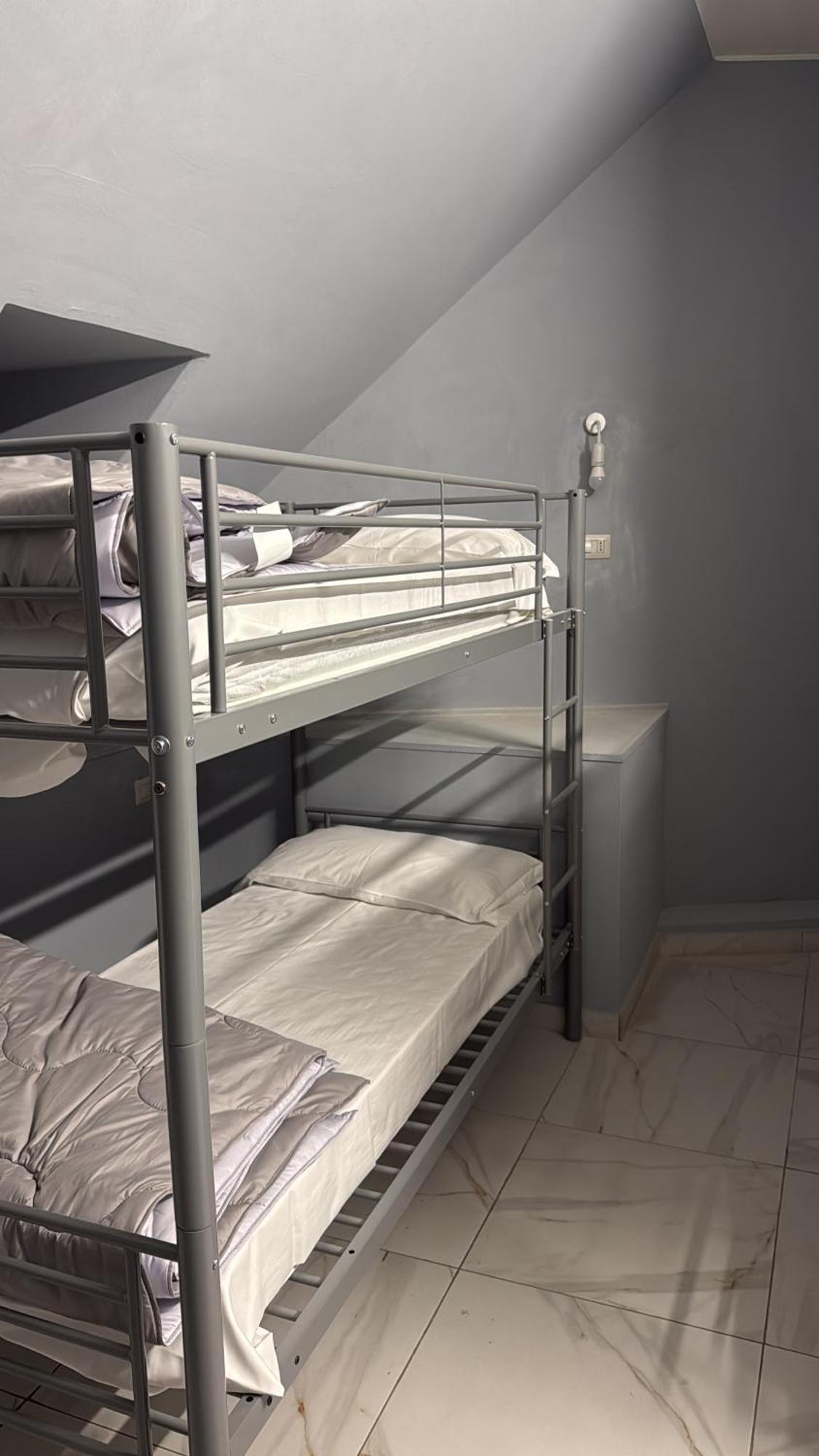 Lion University&youth 2 Guest house Milan