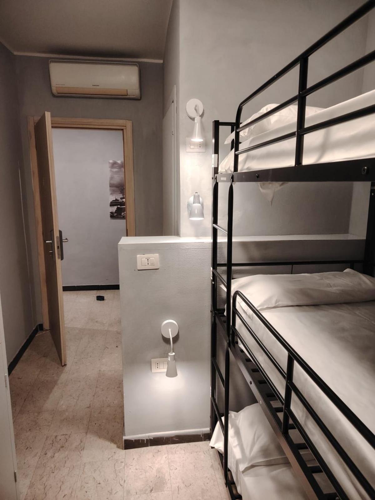 Lion University&youth 2 Guest house