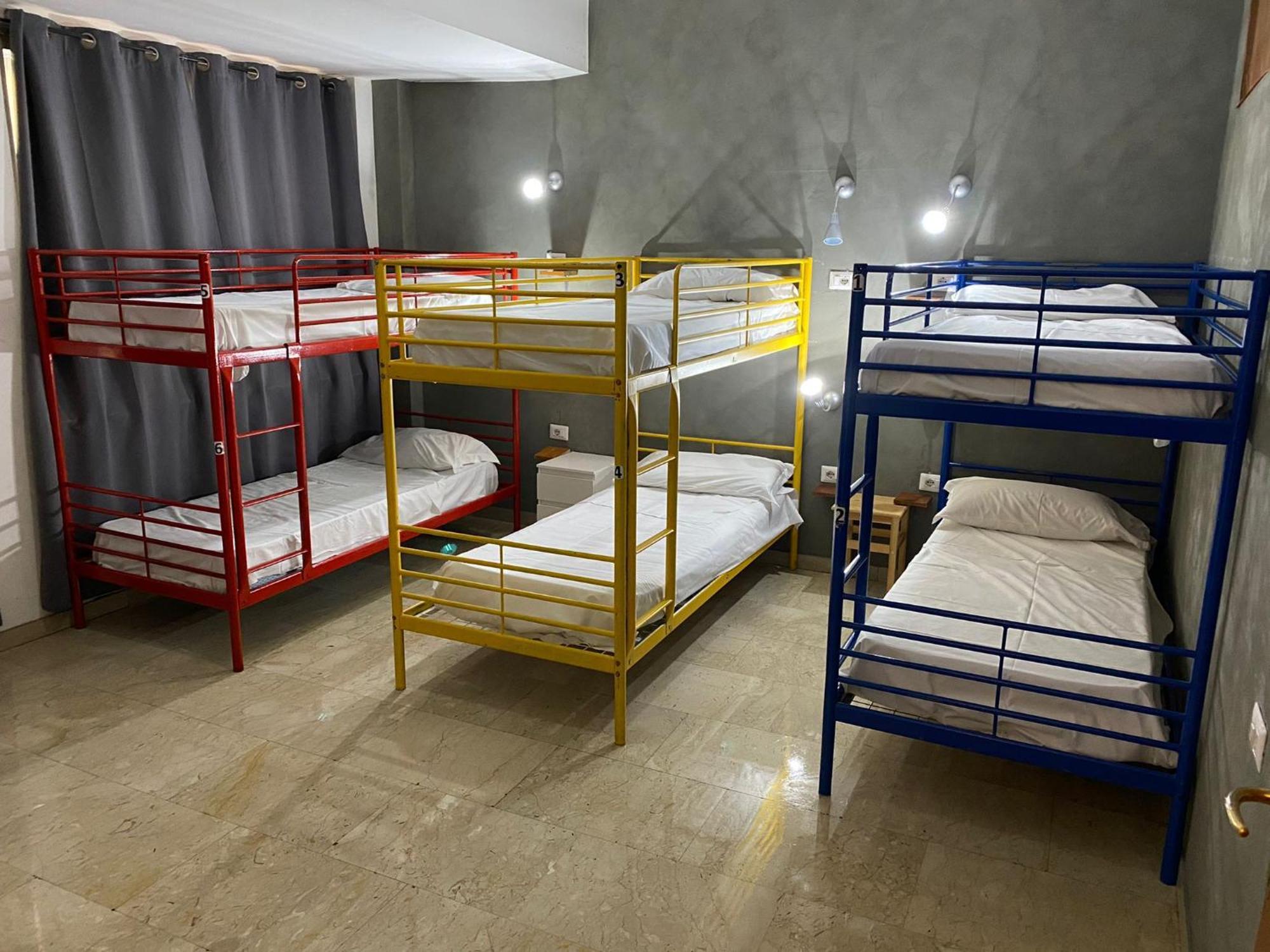 Guest house Lion University&youth 2