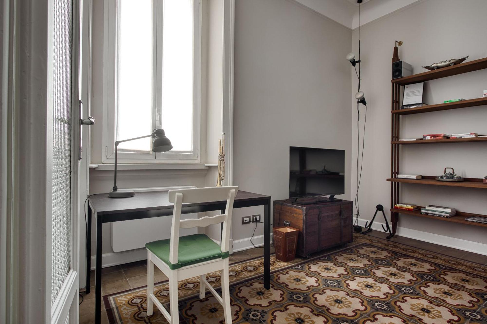 Navigli, 90 Square Meters, Free Parking Ripa Ticinese Apartamento