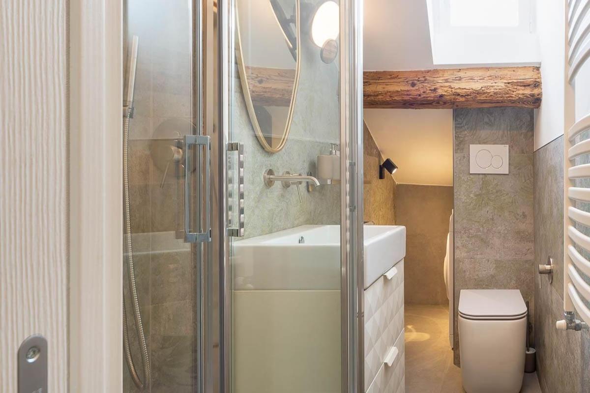 Station Comfort - Duomo 15 Min Apartment
