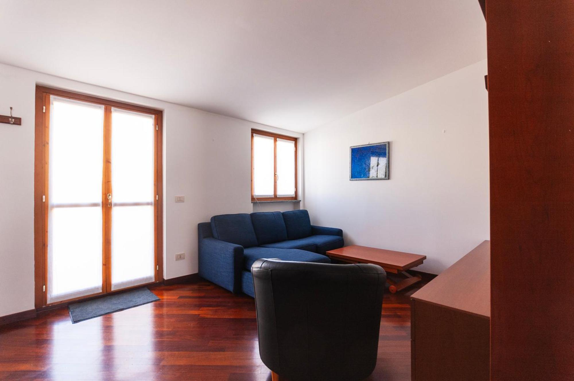 Apartment Youhosty - Loreto 1 Bedroom Milan