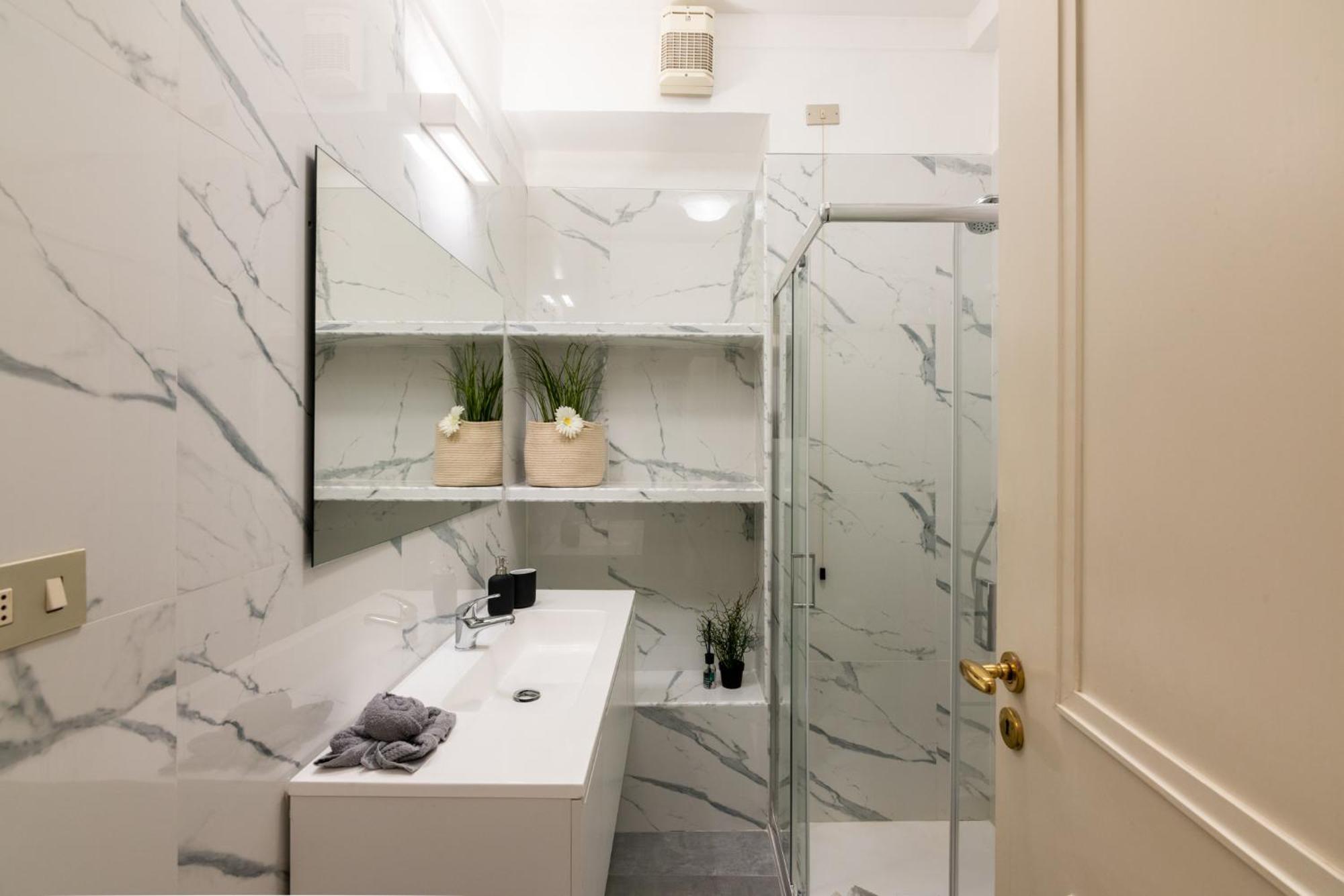 Duomo 2 - Wi-fi & Ac Free Apartment Milan