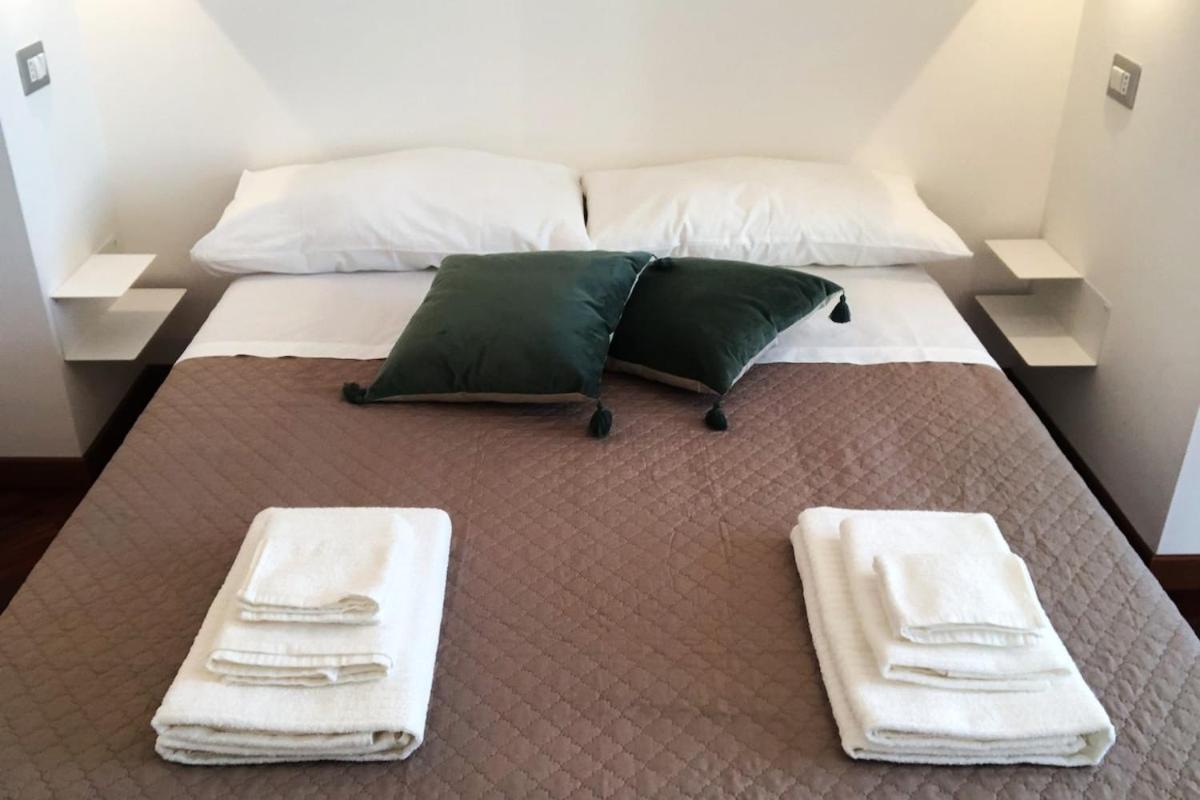Bilocale Per Visitare La Citta,concerti E Partite Apartment Milan
