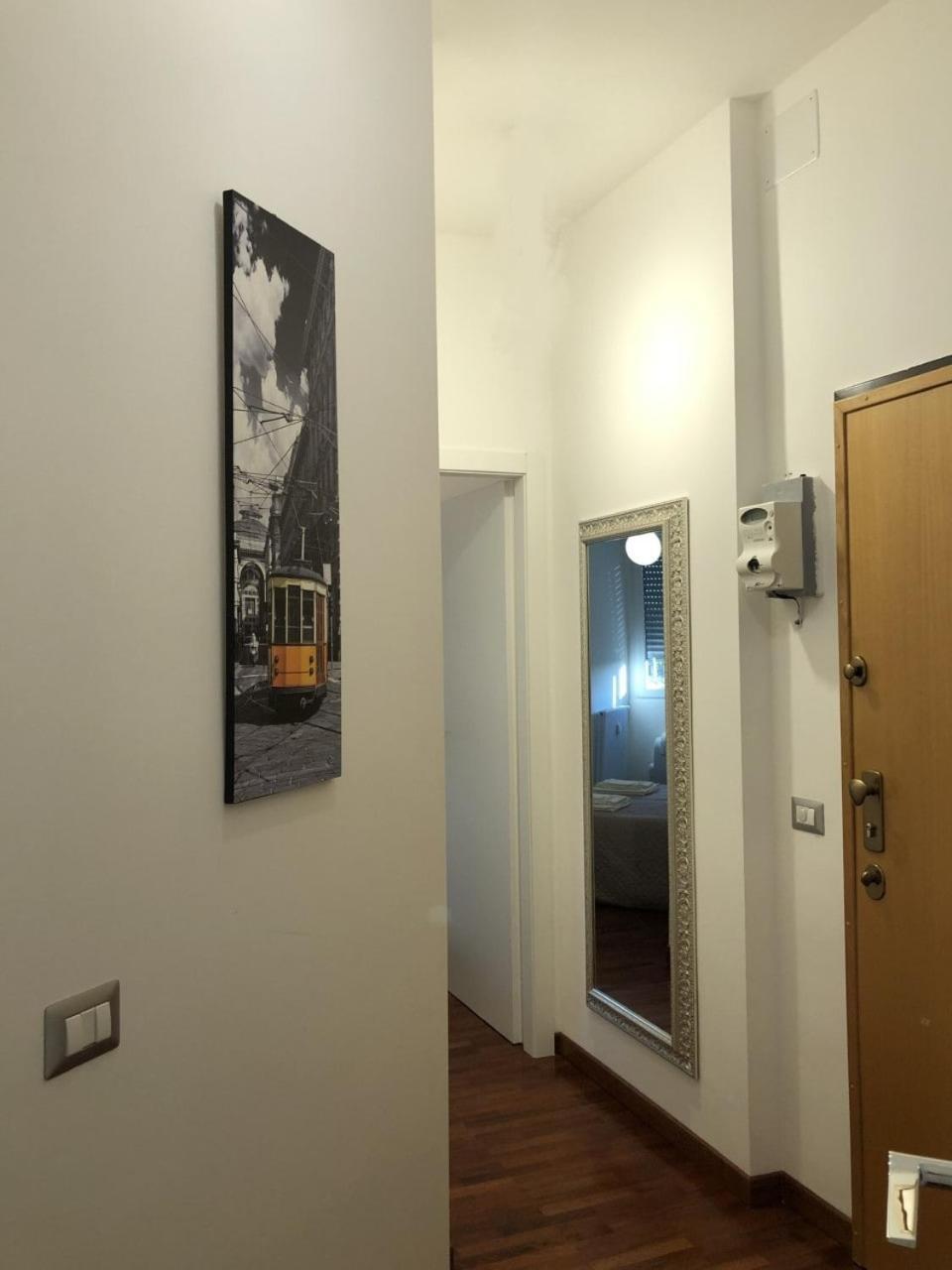 Apartment Bilocale Per Visitare La Citta,concerti E Partite