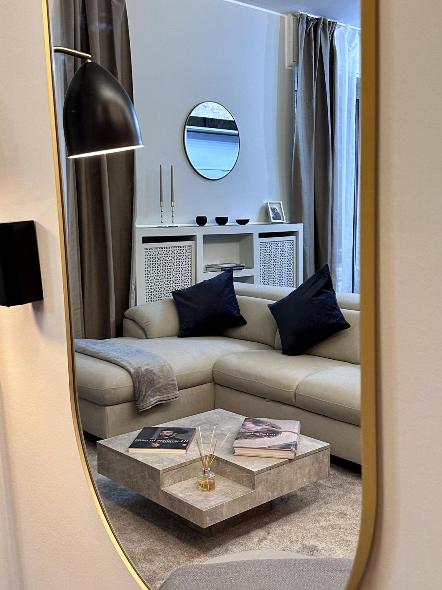 Apartment Deluxe Multispace With Terrace Milan
