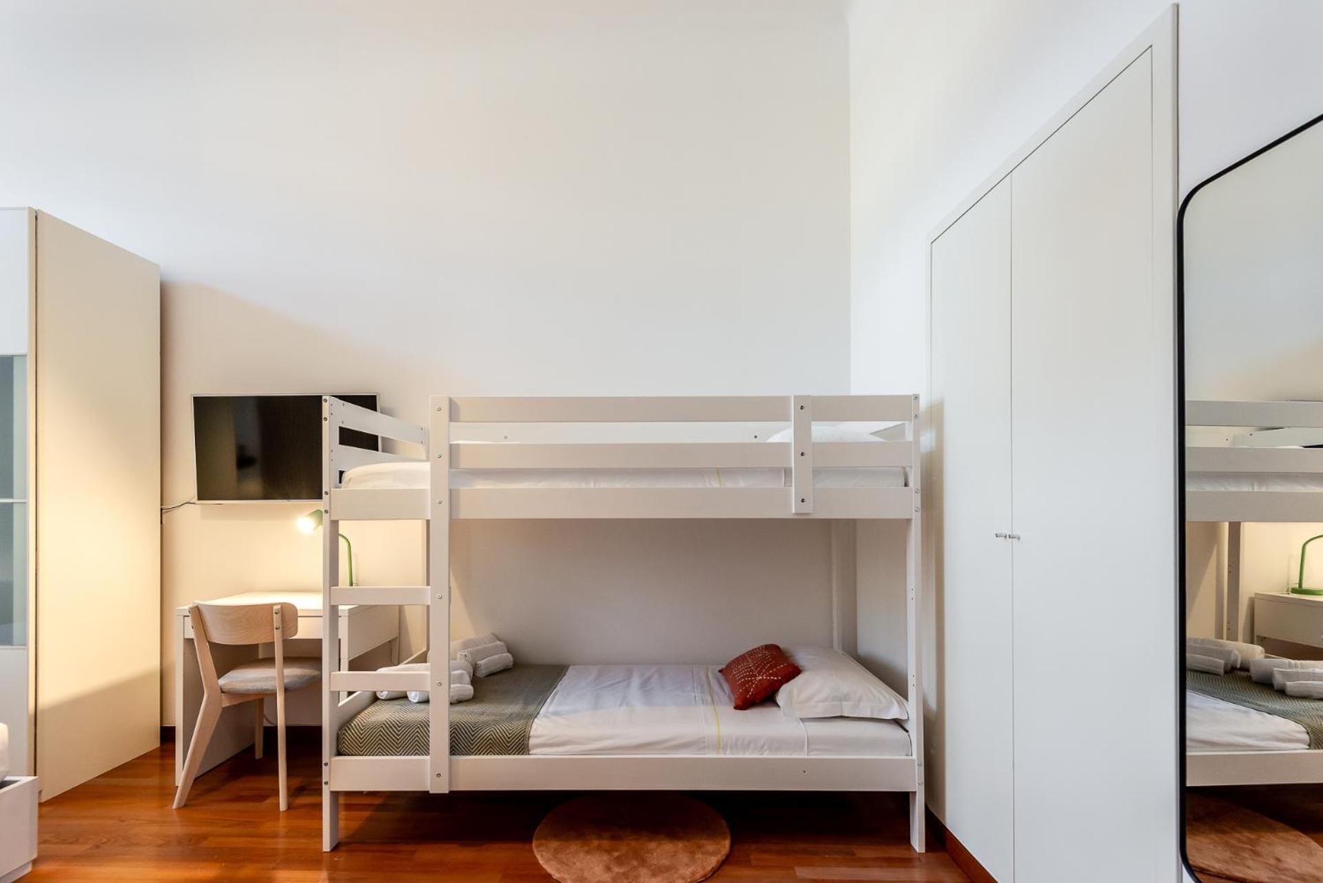 Stayeasy Big Panoramic - Station Apartment Milan