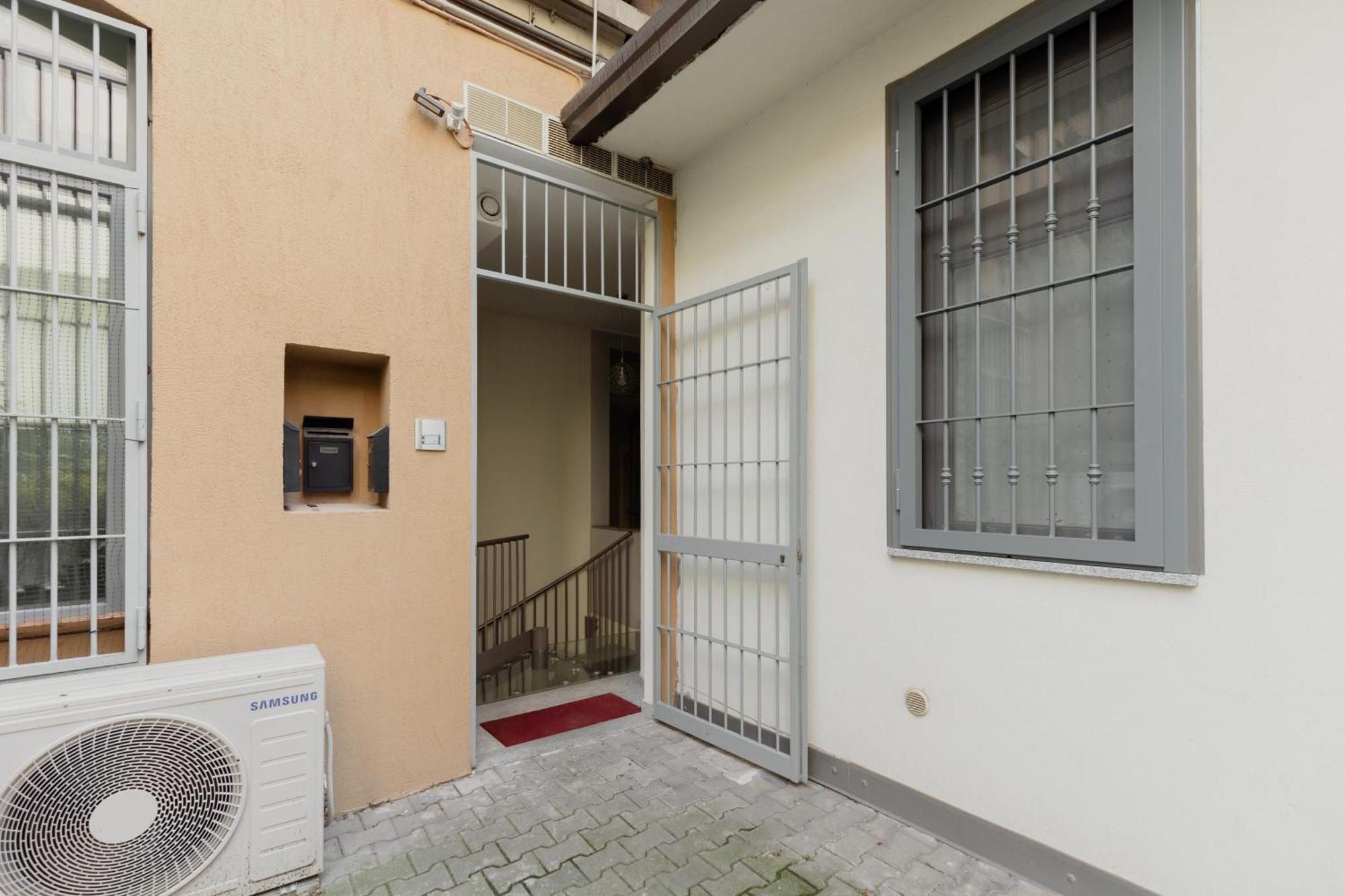 Gohost - Lovely Loft In The Heart Of *