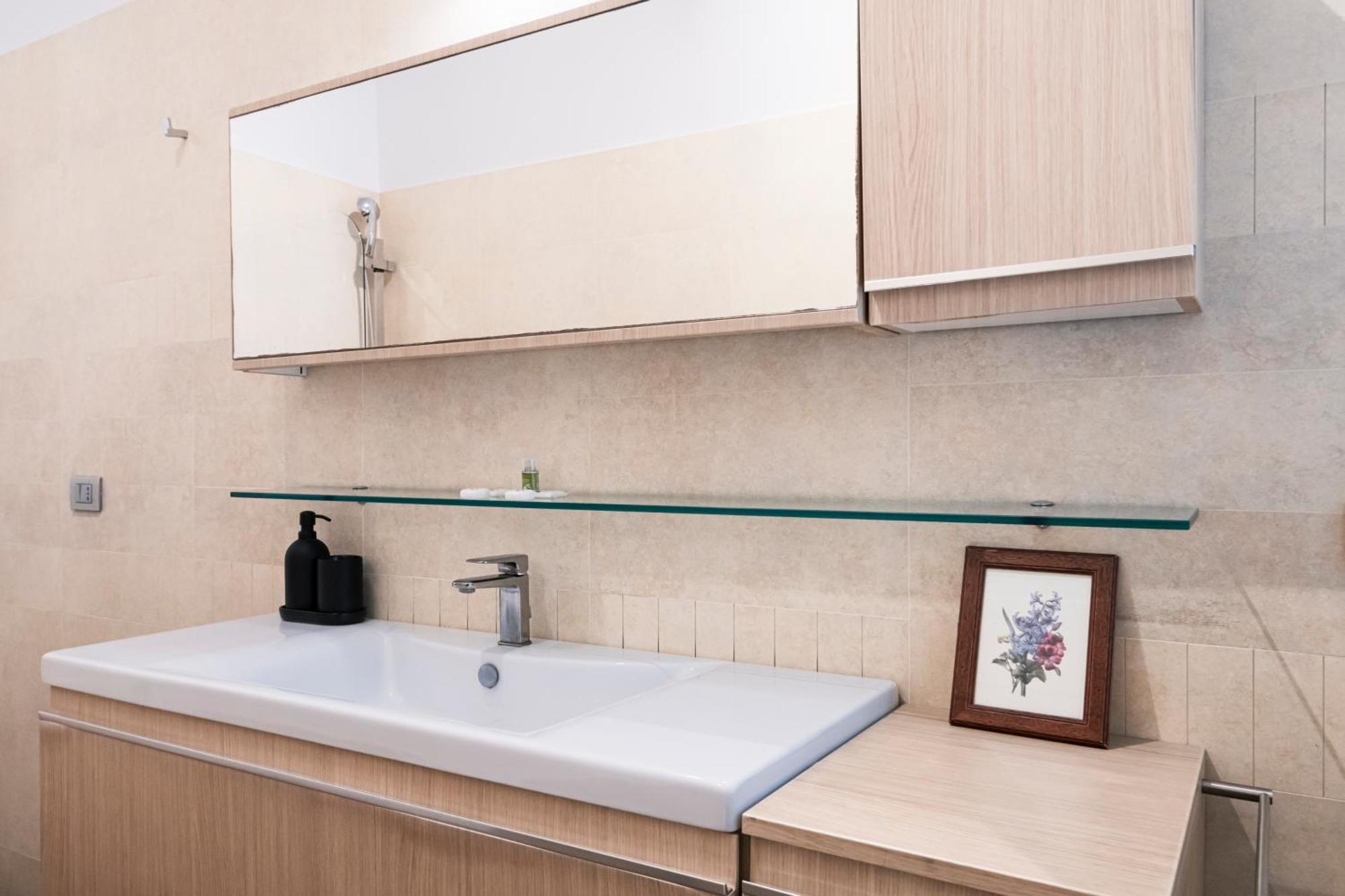 Easylife - Magnificent Splendid Sant'ambrogio Apartment