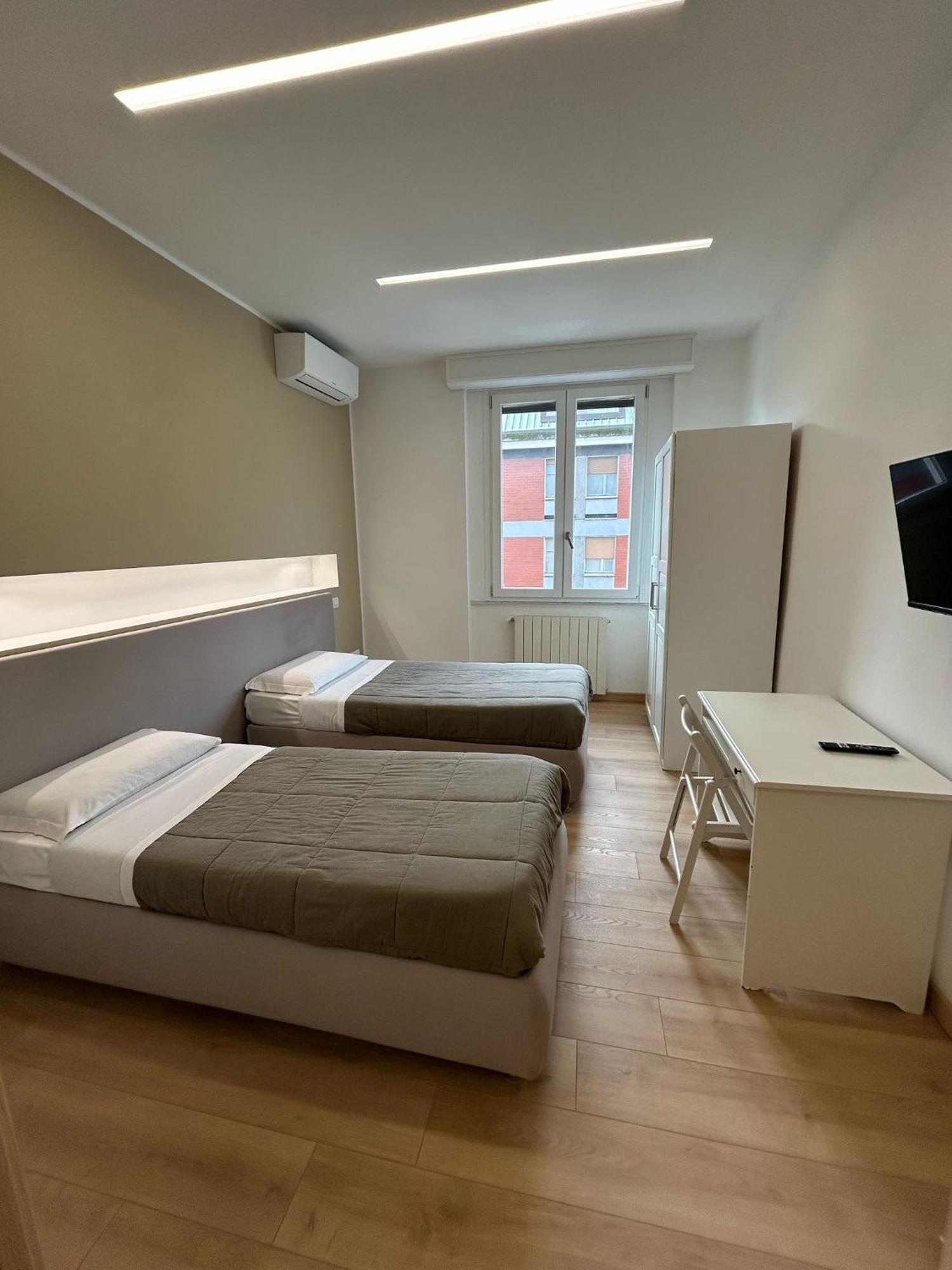 Apartment Parea House 1 *