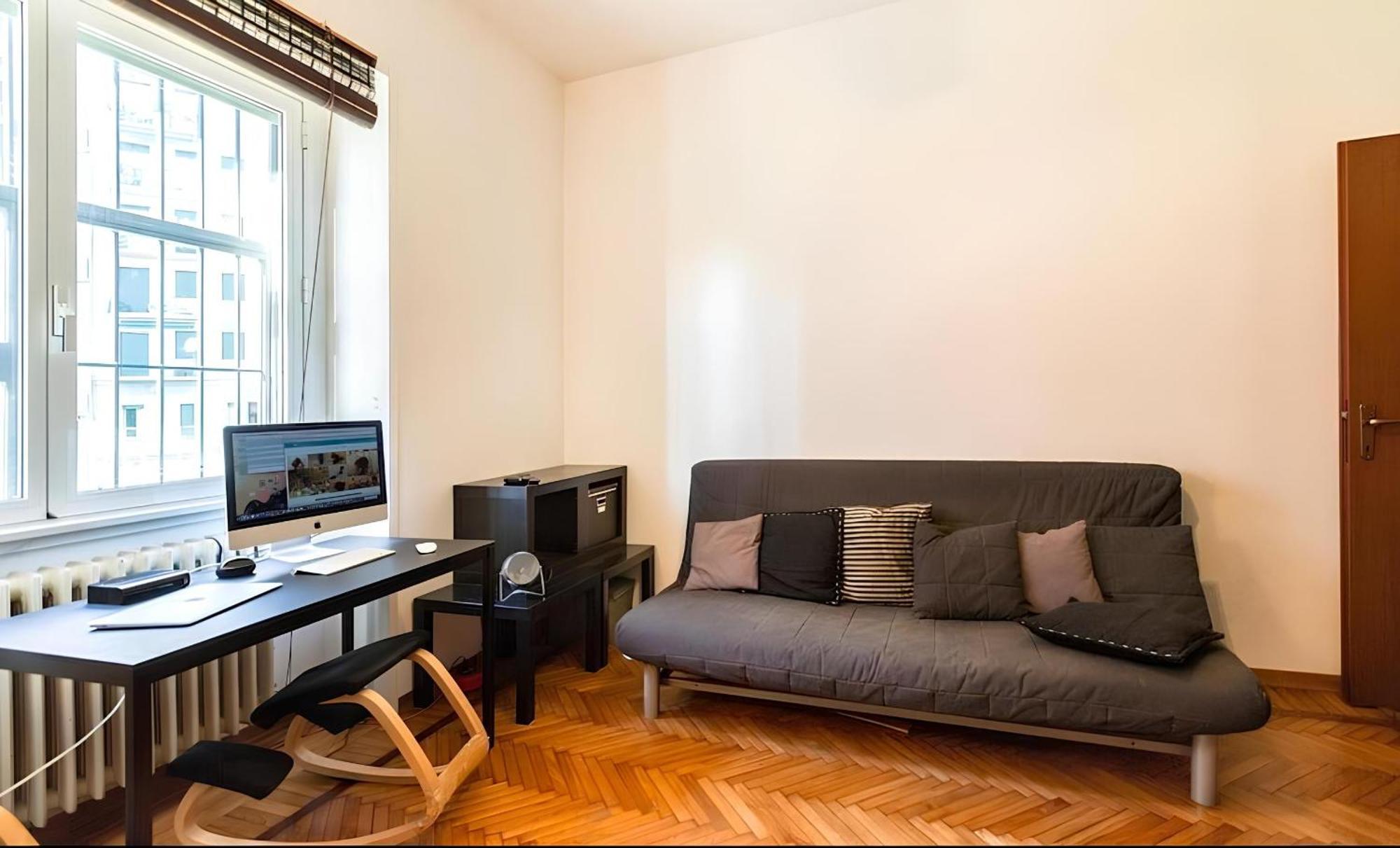Apartamento Entire Home/apt In Near Fairs And Navigli Milão
