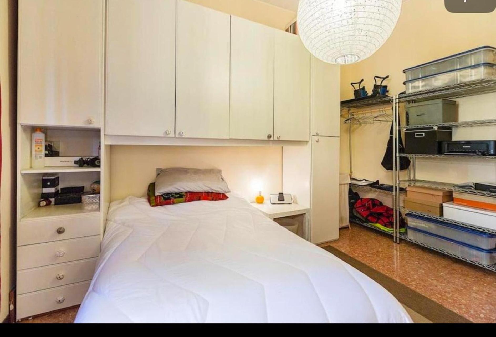 Entire Home/apt In Near Fairs And Navigli Apartamento *