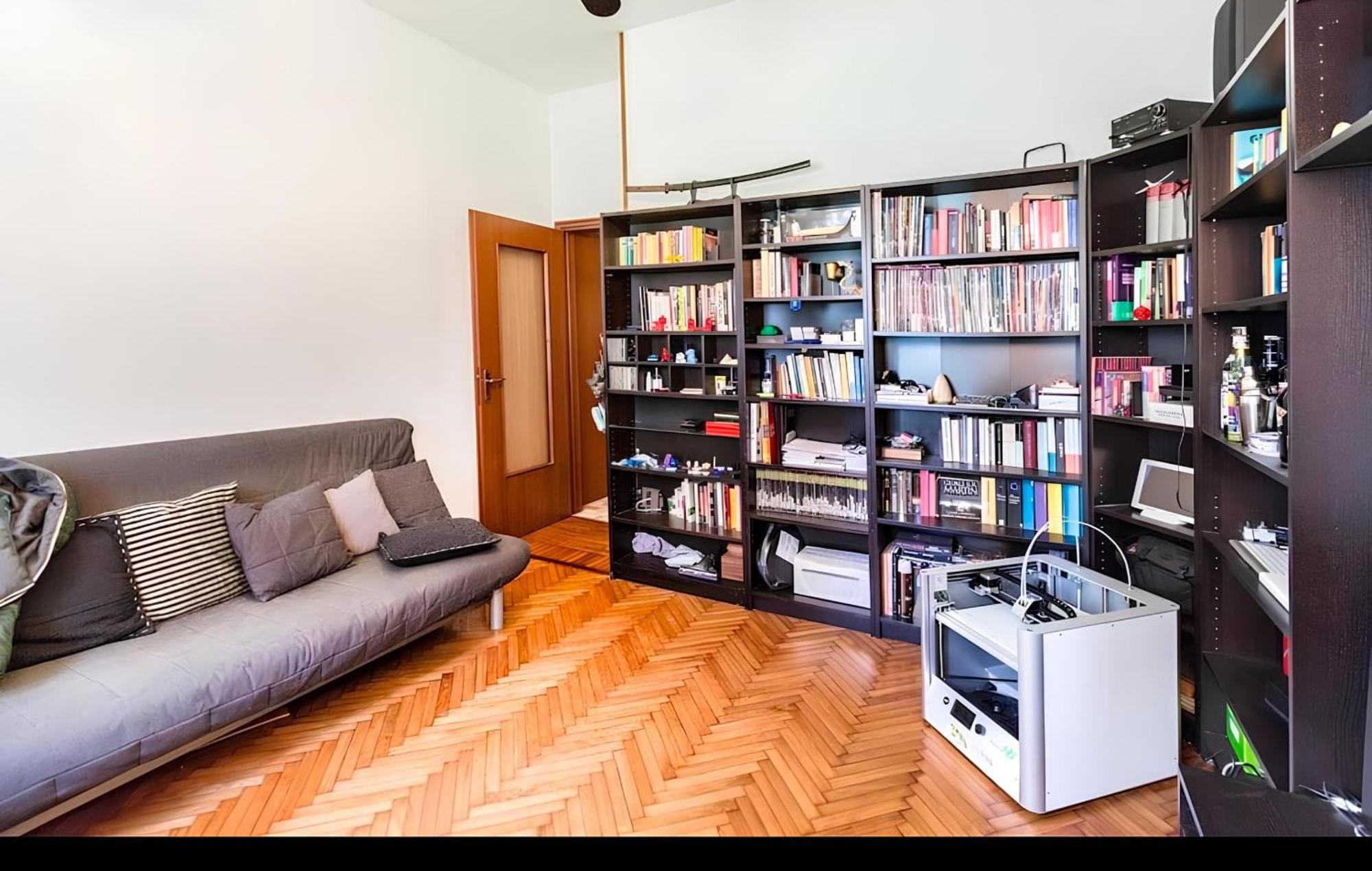 Entire Home/apt In Near Fairs And Navigli Apartamento