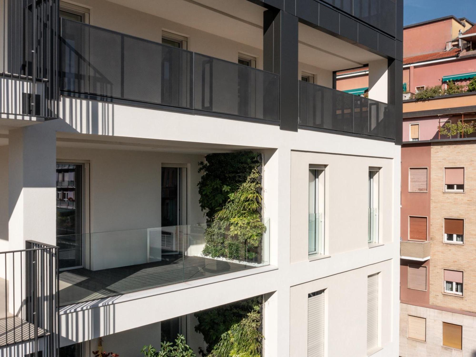 Navigli Cozy Design With Balcony Apartment