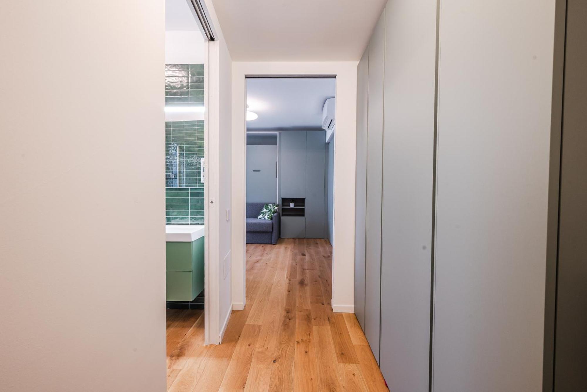 Apartment Navigli Cozy Design With Balcony