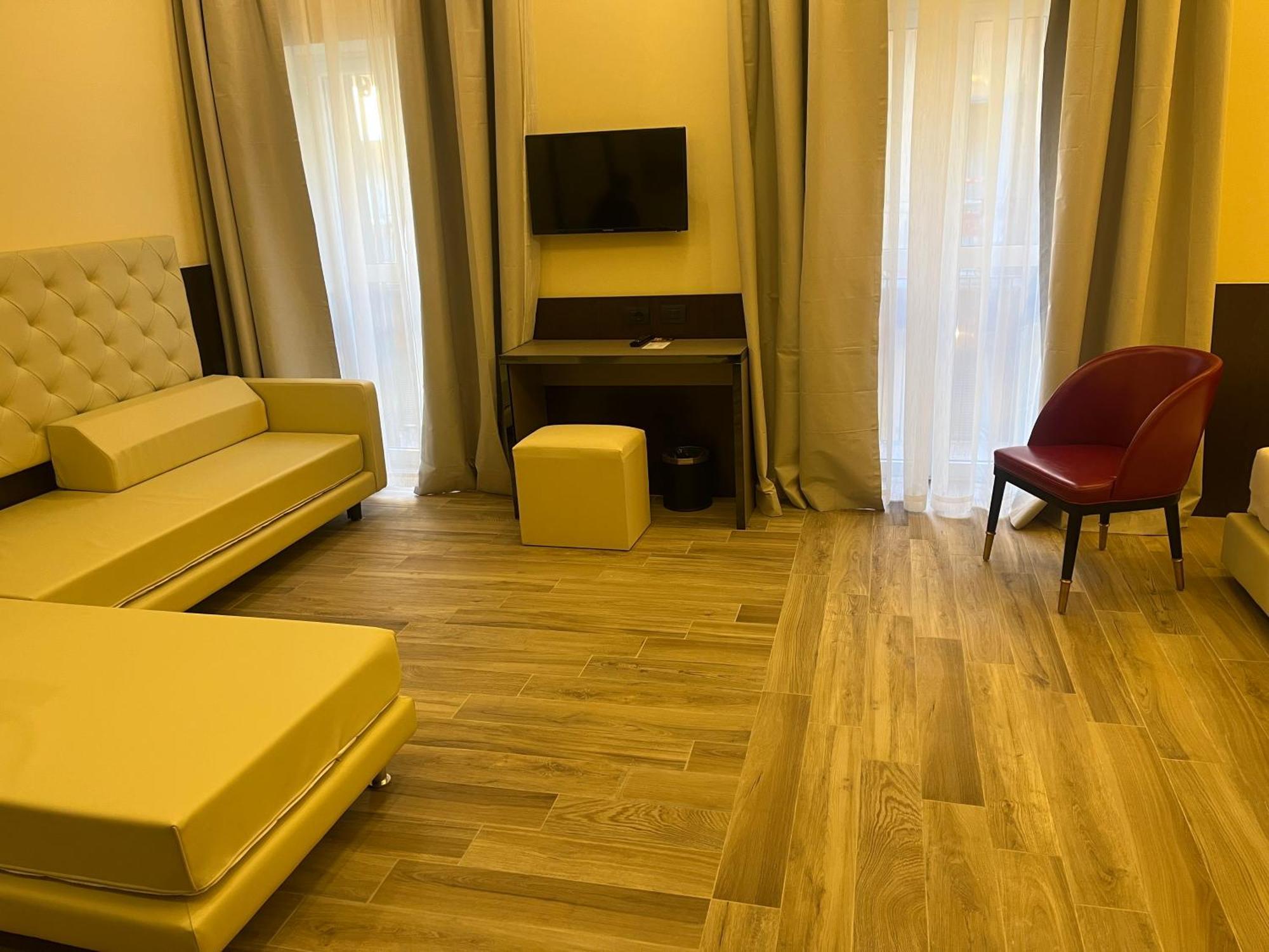 Jr Bocconi Milan
