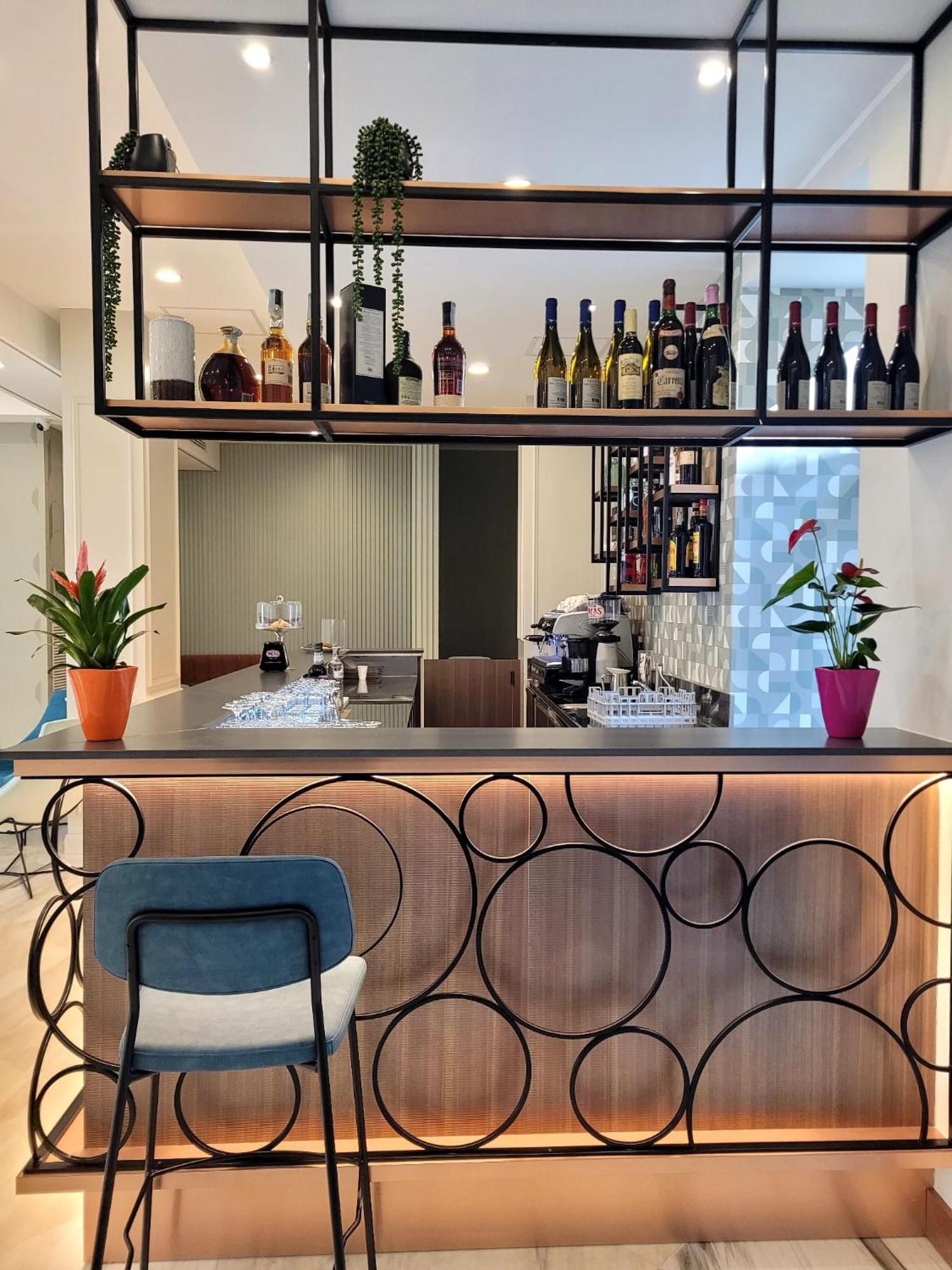 Hotel Jr Bocconi