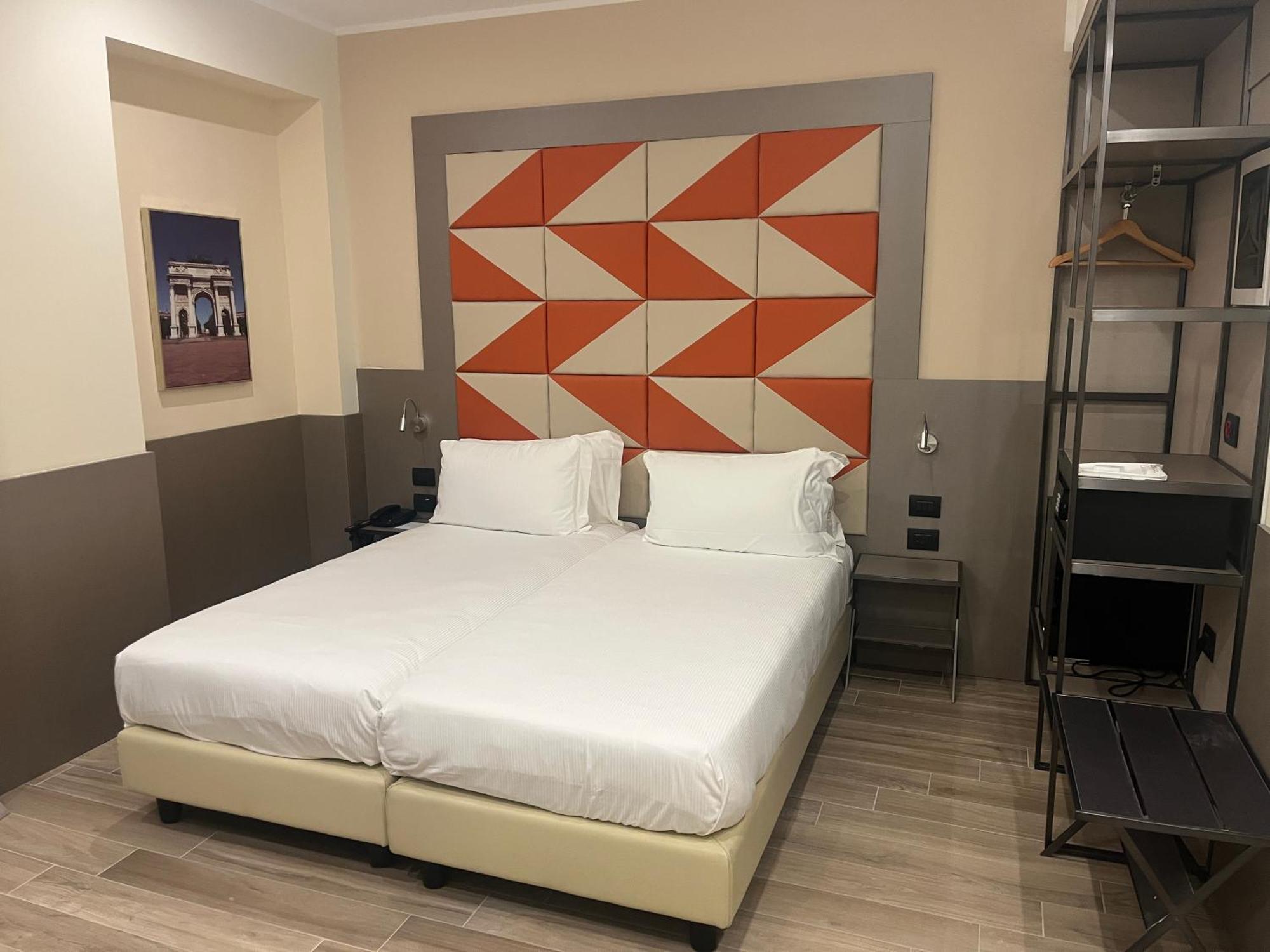 Jr Bocconi Milan