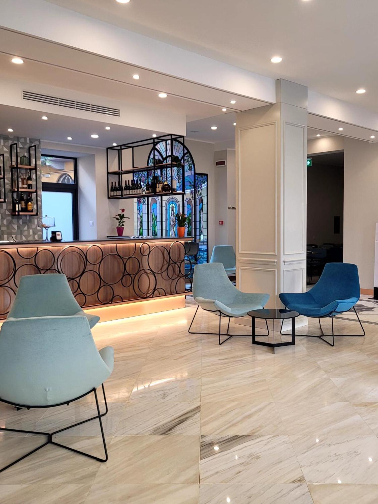 Hotel Jr Bocconi