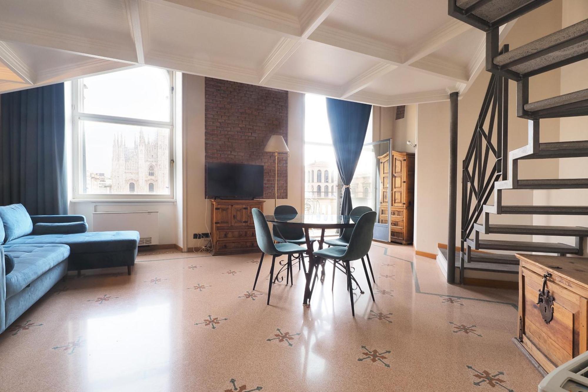 Duomo Cathedral View - Luxury Apartment Milan