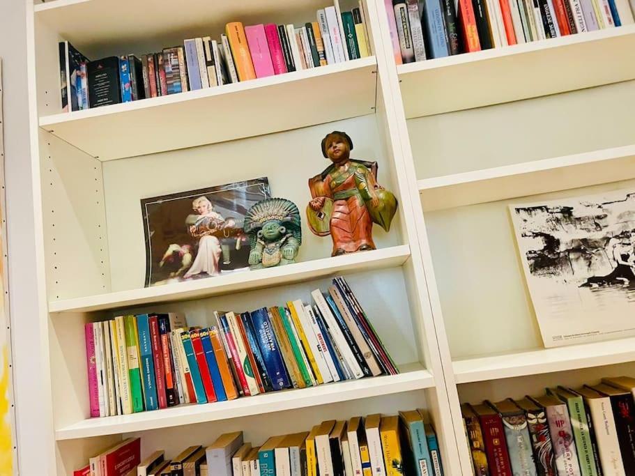 Life - Charming Joie De Vivre Apartment Milan