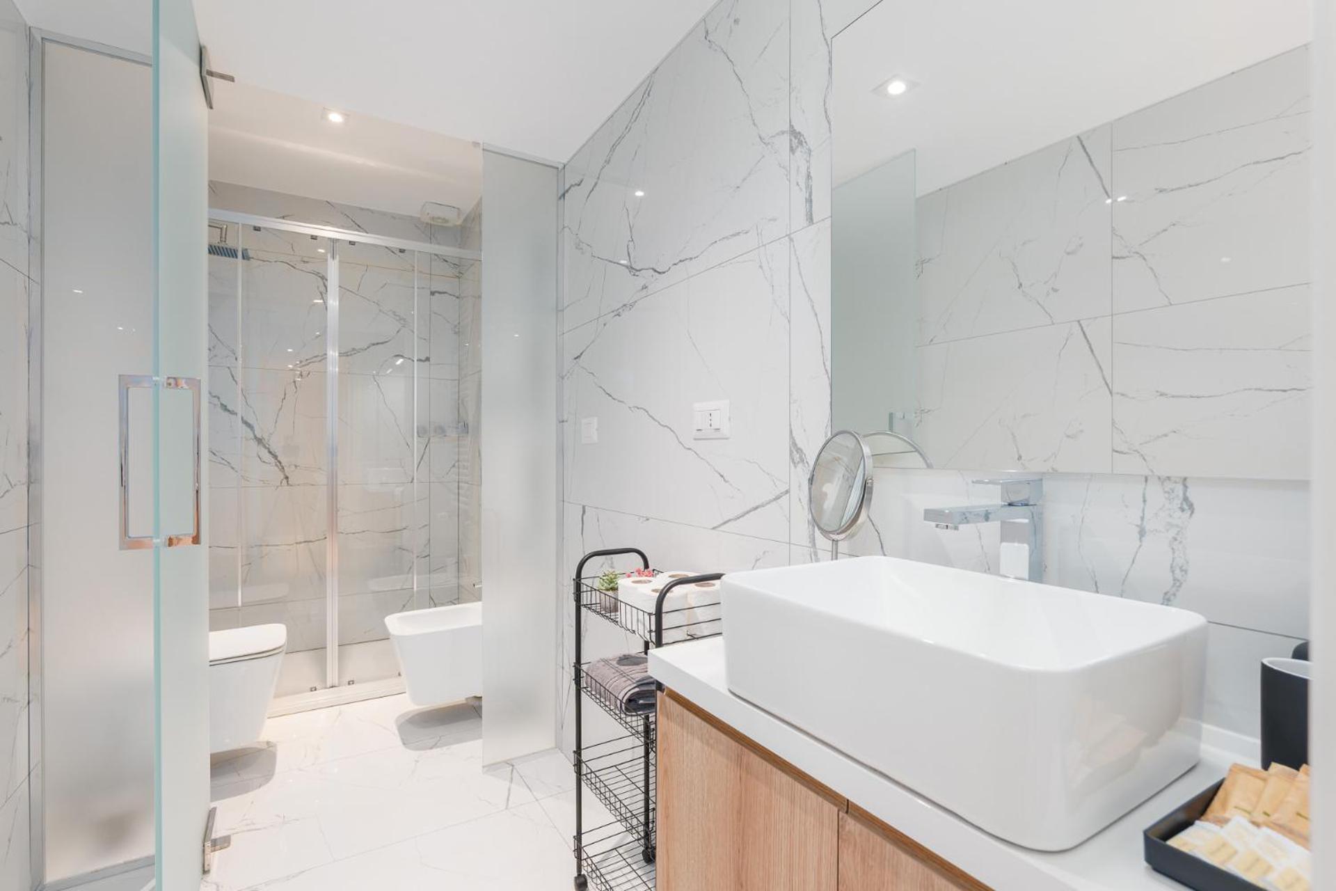 Modern Loft In - Near Lodi Tibb Metro Apartment *