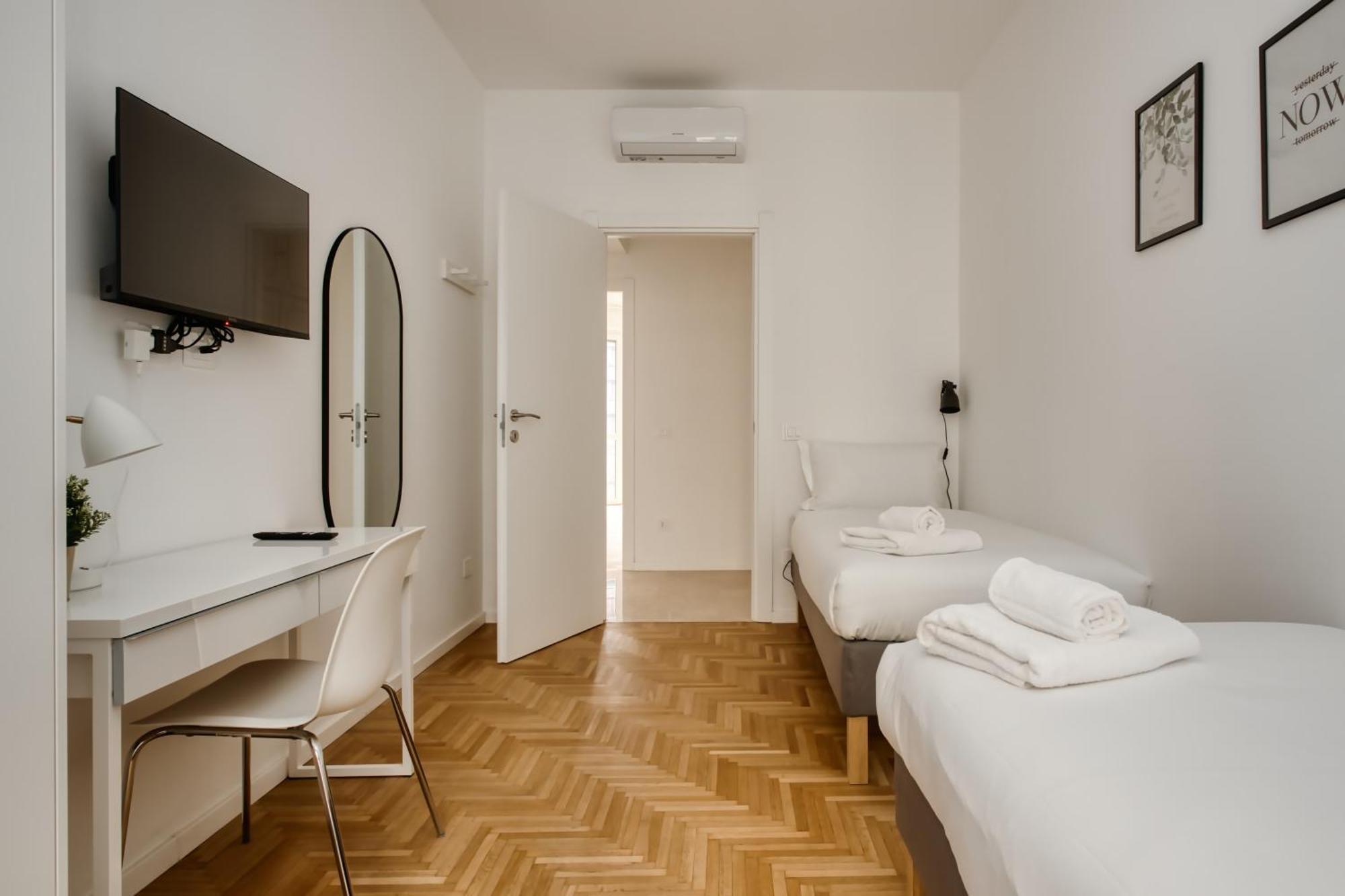 Joivy Beautiful And Modern With 2 Balconies * Milan