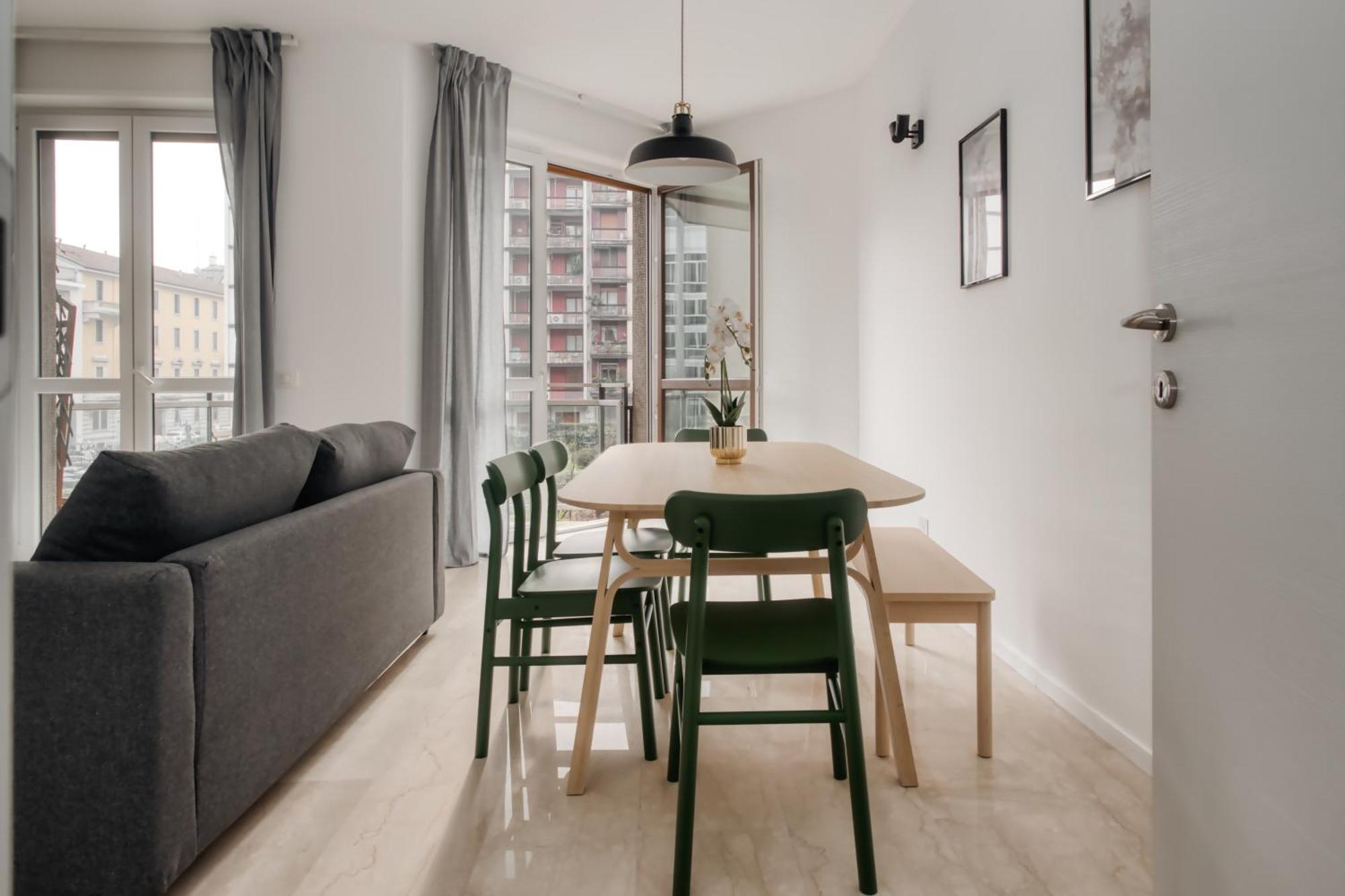 Joivy Beautiful And Modern With 2 Balconies *