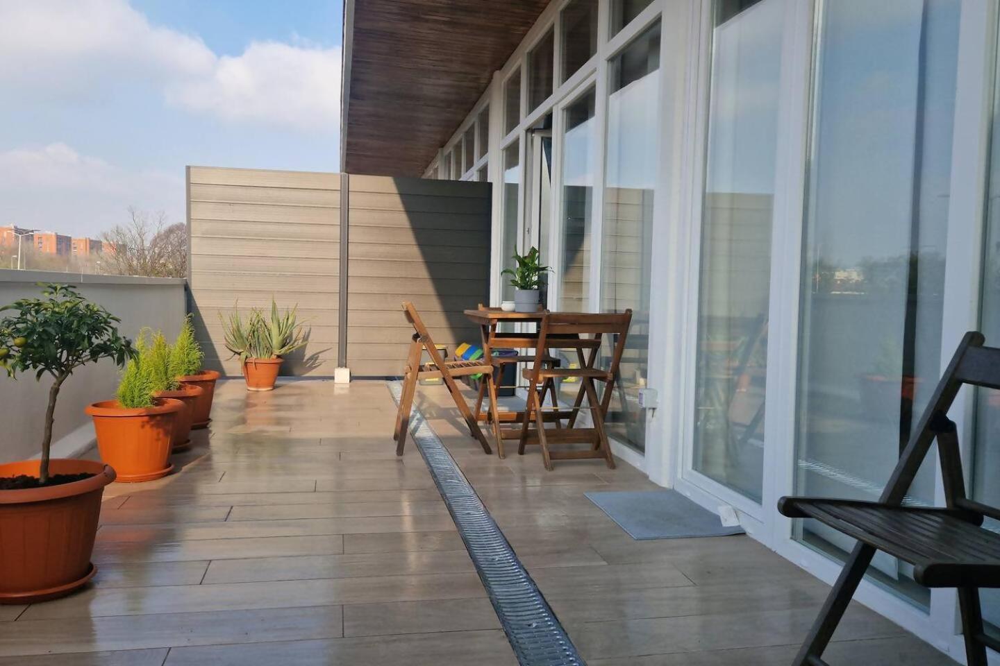 Cozy Flat For Vacation& Business In Famagosta Area * Milão