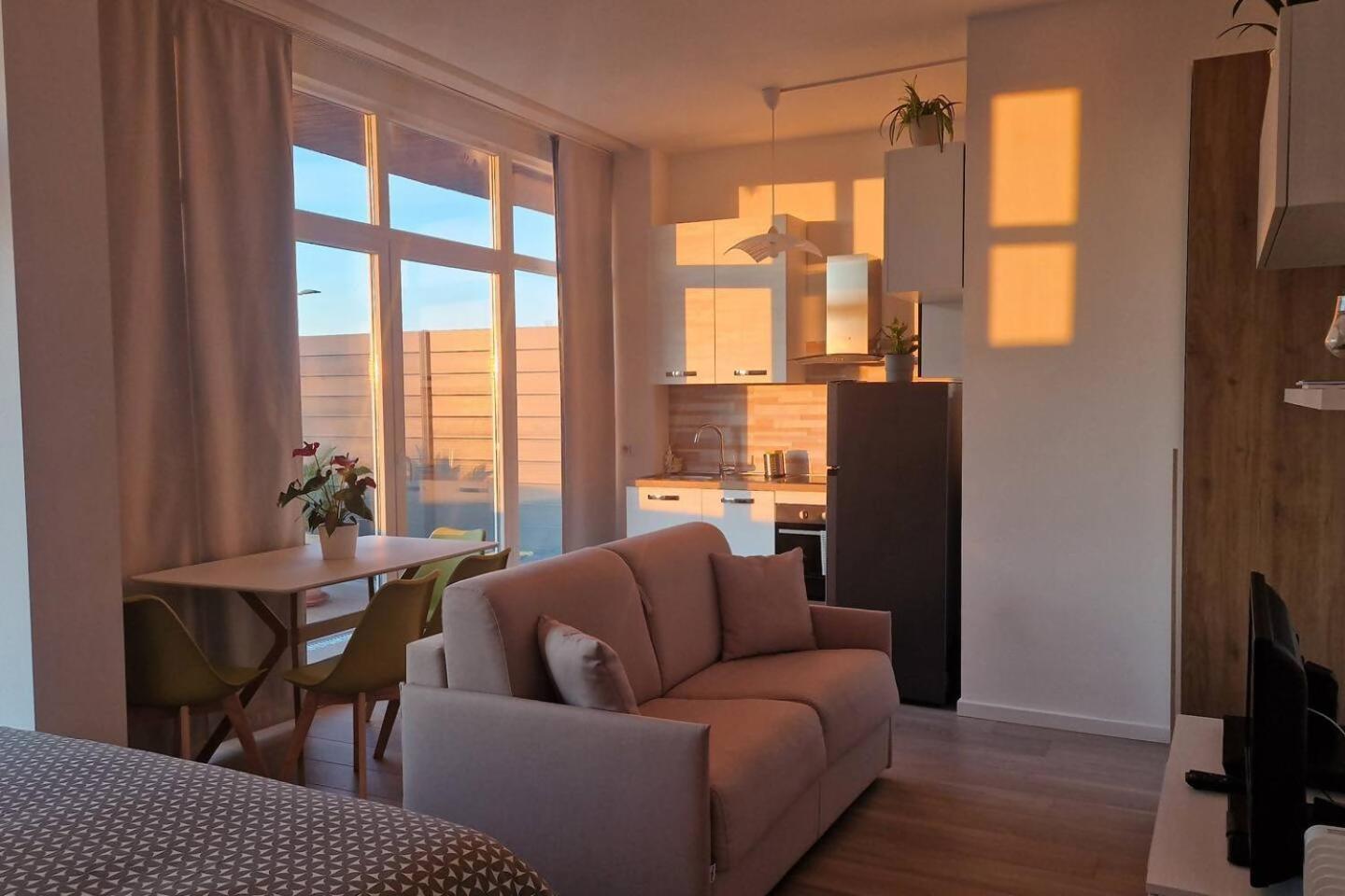 Cozy Flat For Vacation& Business In Famagosta Area * Milão
