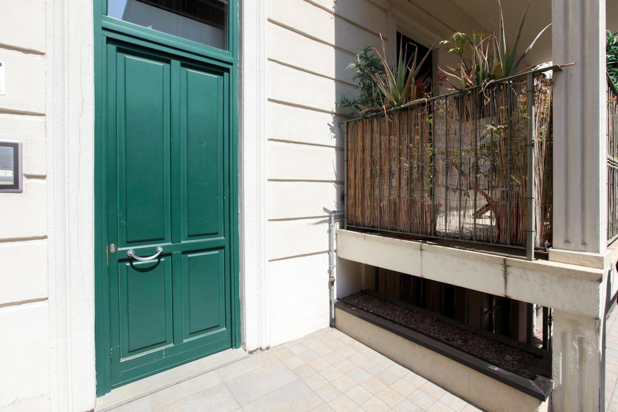 Apartment Hozyhome Isola District