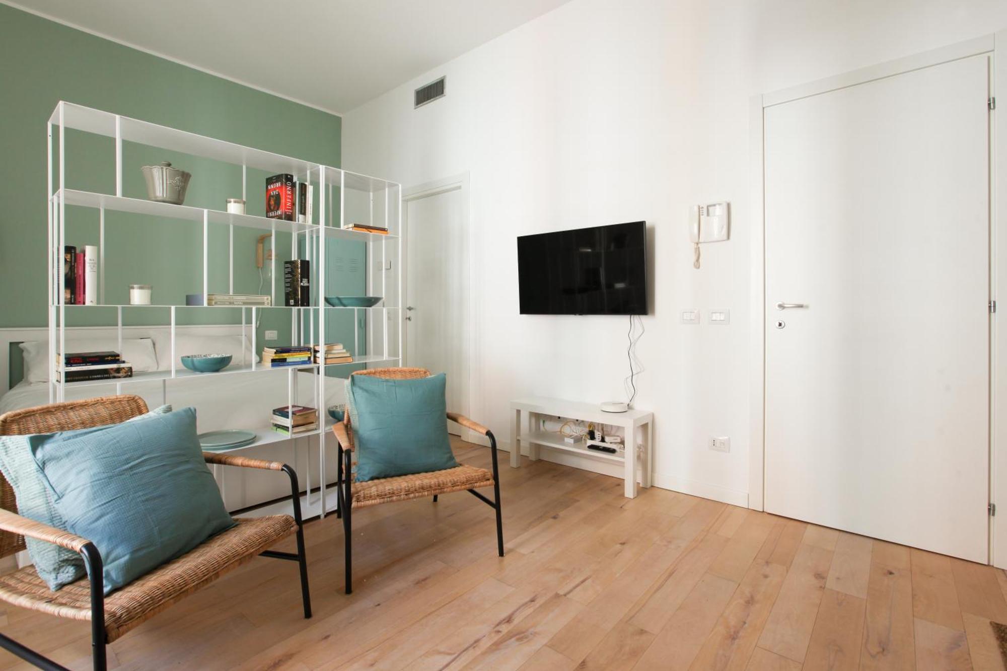 Apartment Hozyhome Isola District *