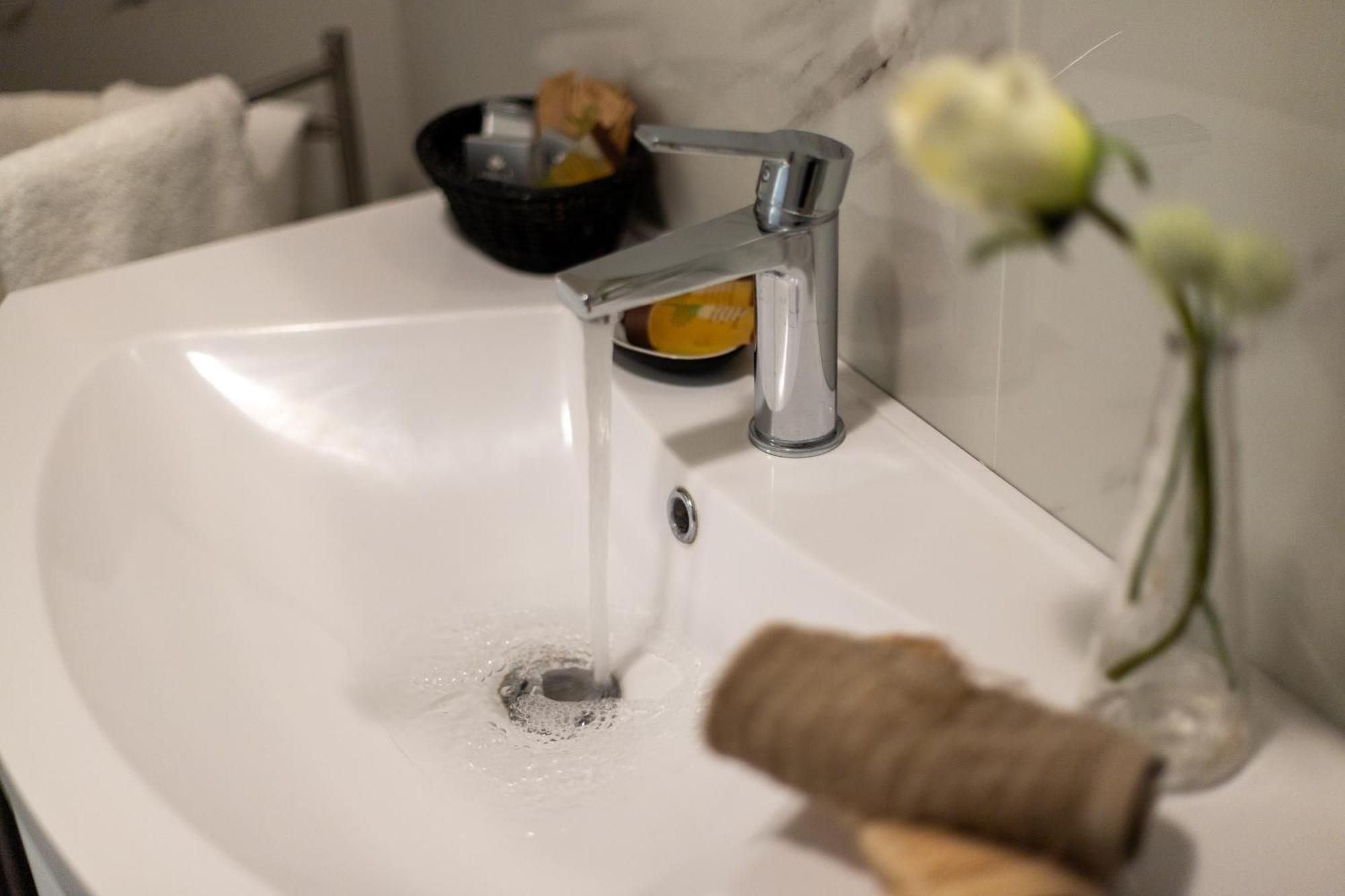 Apartment Stayeasy Fondazione Prada - Center In 15 Mins Milan