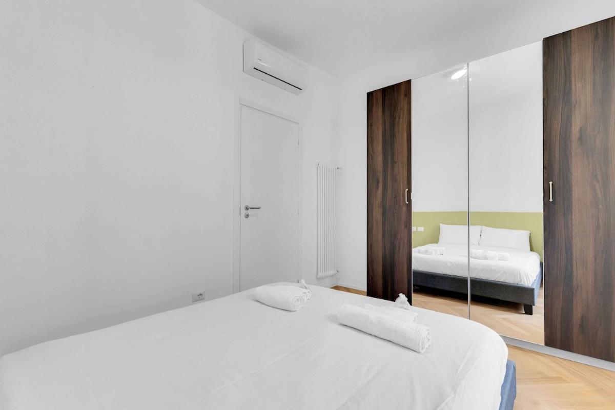 Stazione Moderno Apartment