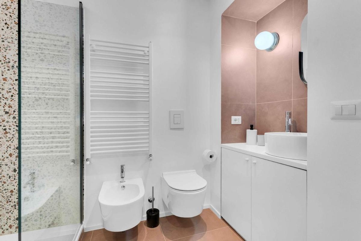 Stazione Moderno Apartment *