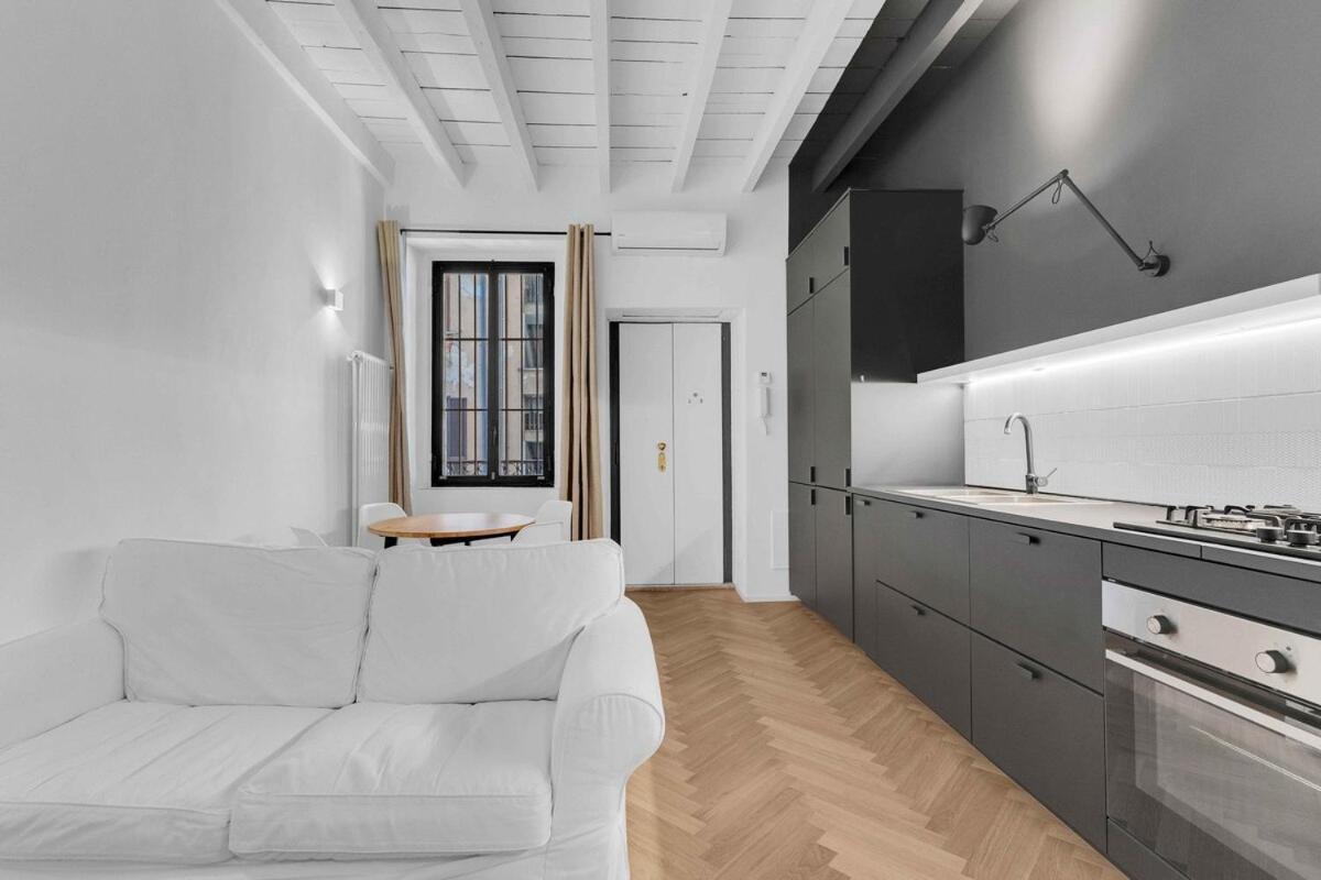 Apartment Stazione Moderno Milan