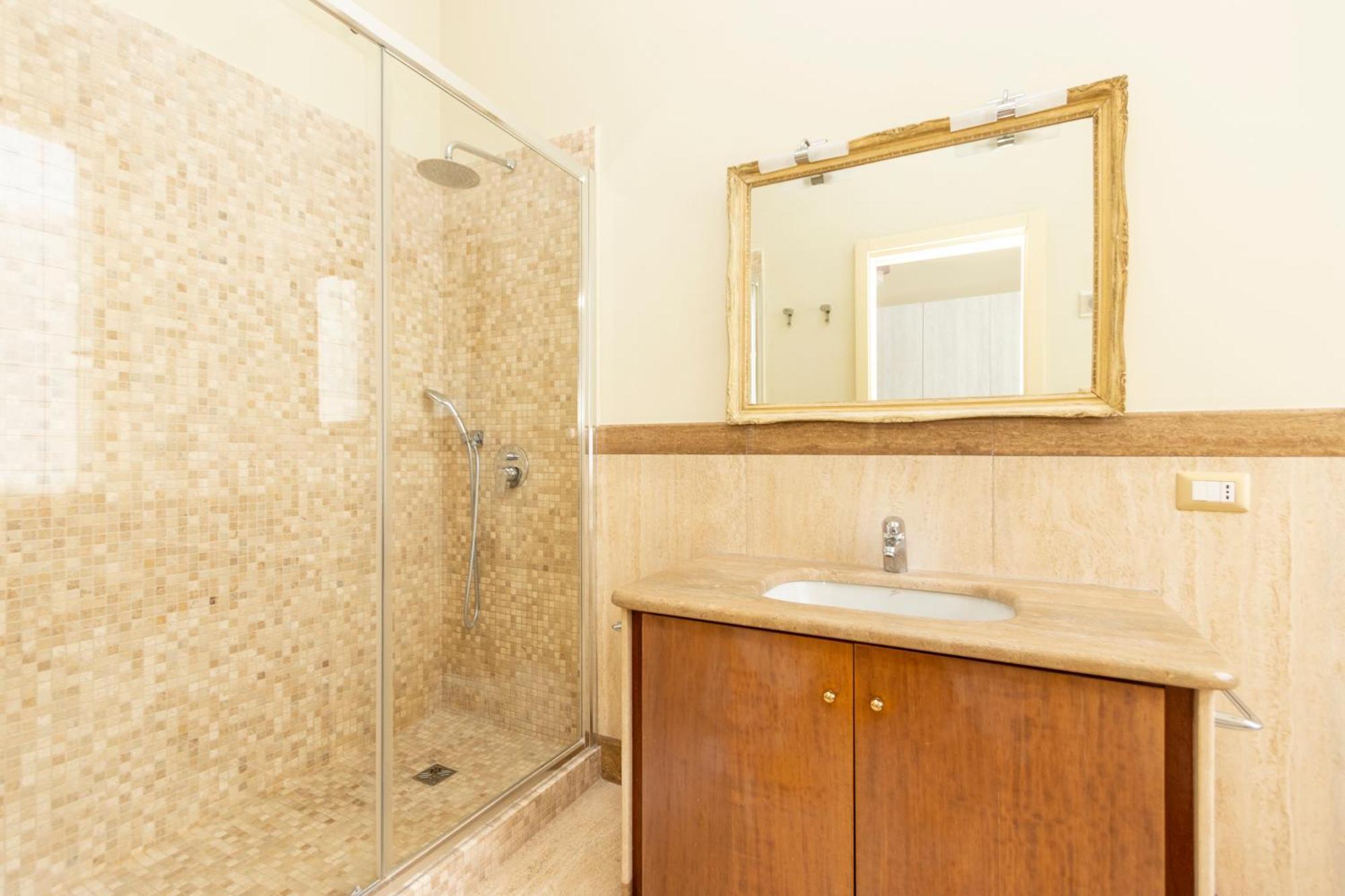 Apartment Exclusive In Station - Duomo 5 In Minutes